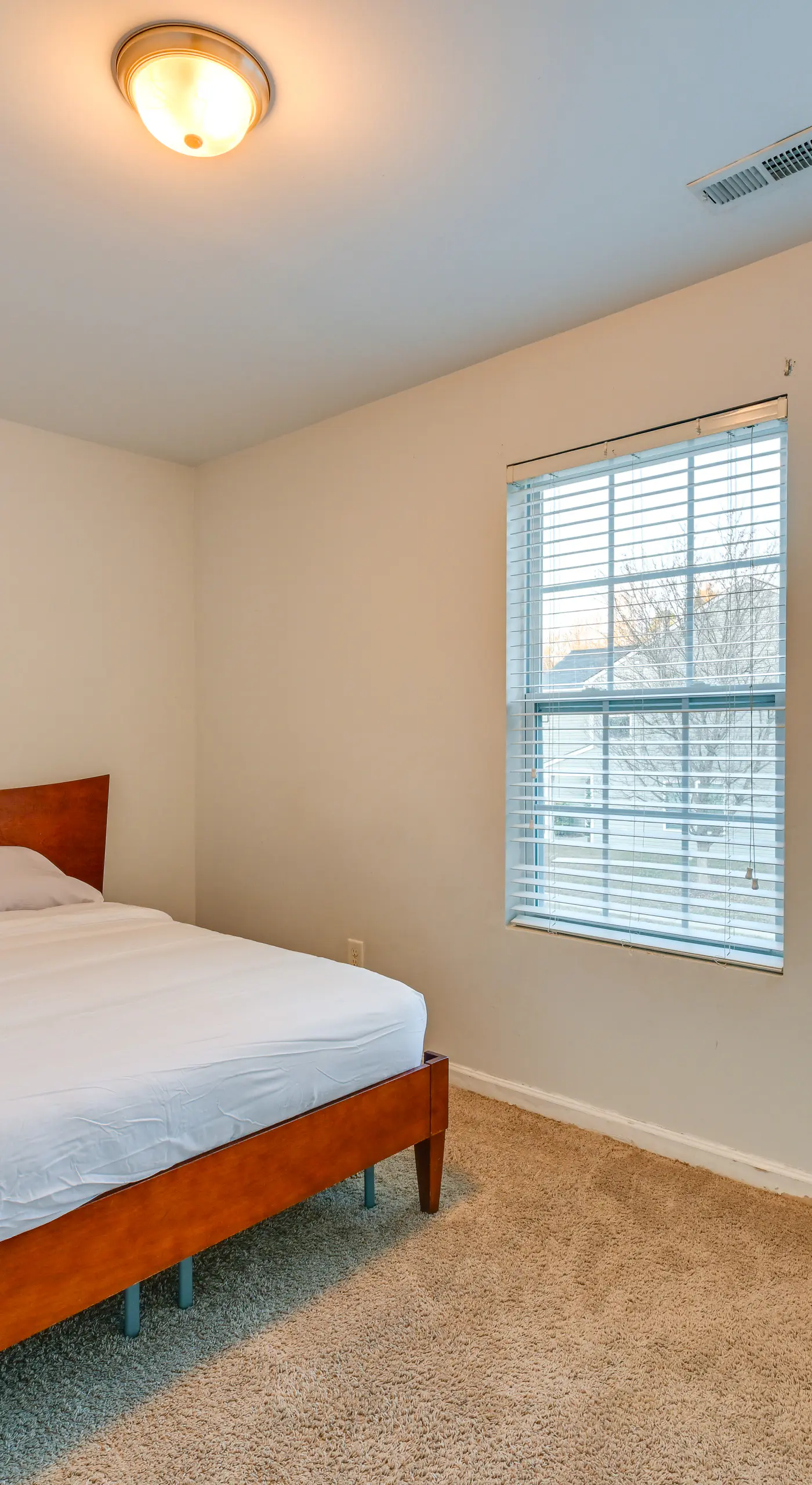 Pet-Friendly Home Just Outside Downtown Charlotte!