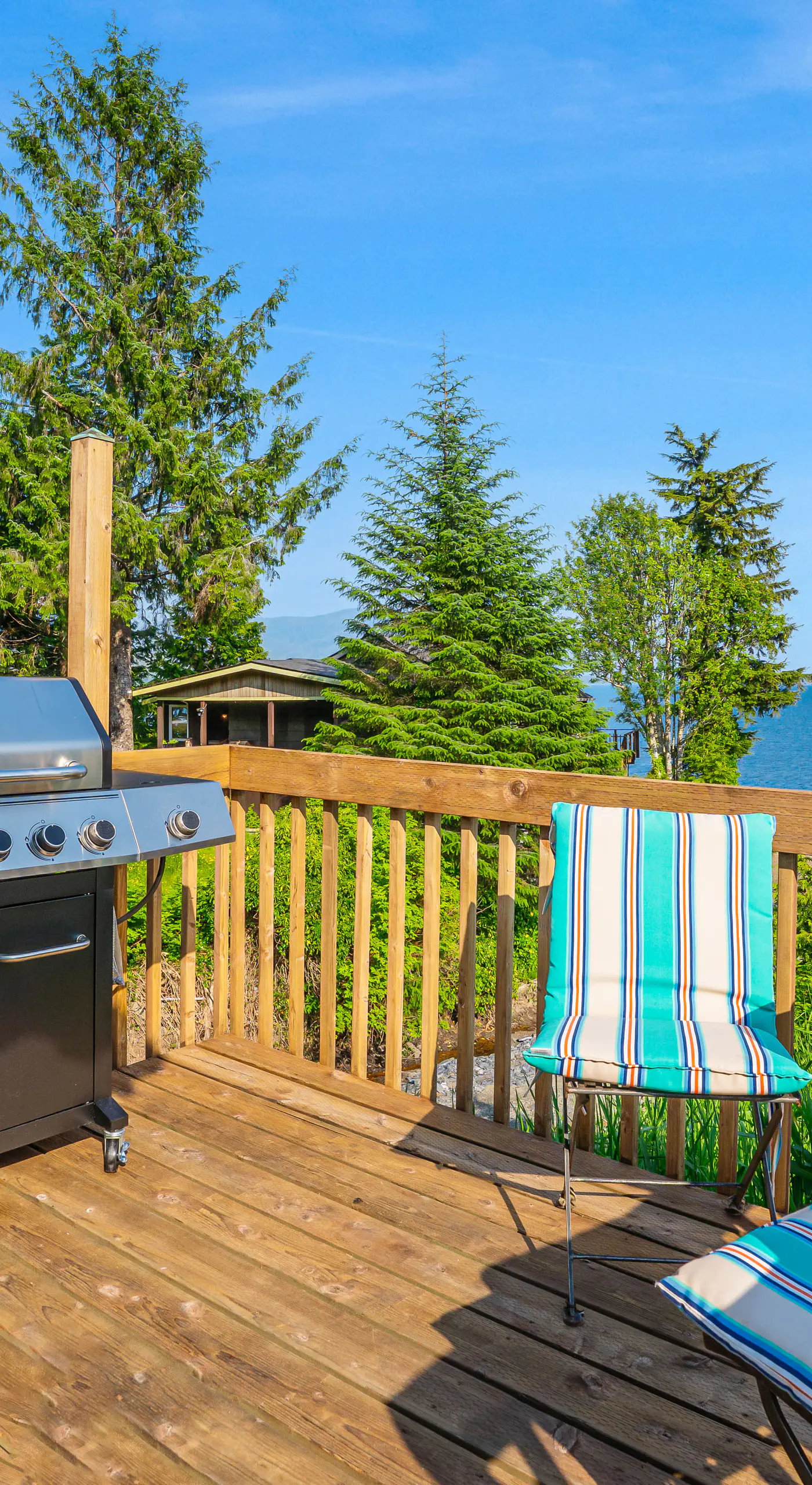 6 Mi to Main St: Oceanfront Cottage in Ketchikan