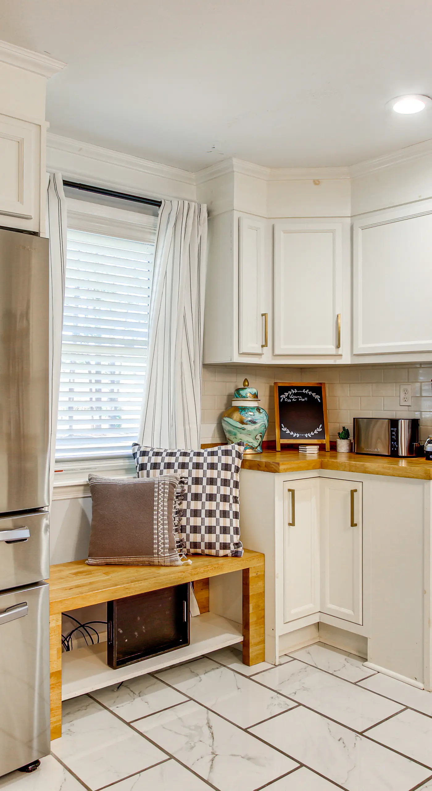 2 Mi to Historic Horse District: Dog-Friendly Home