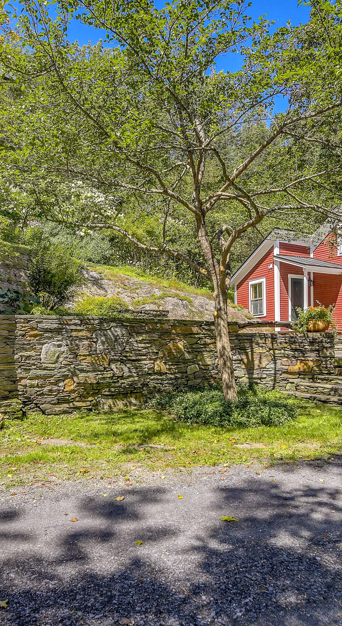 Warren Vacation Rental ~ 3 Mi to Sugarbush Resort!