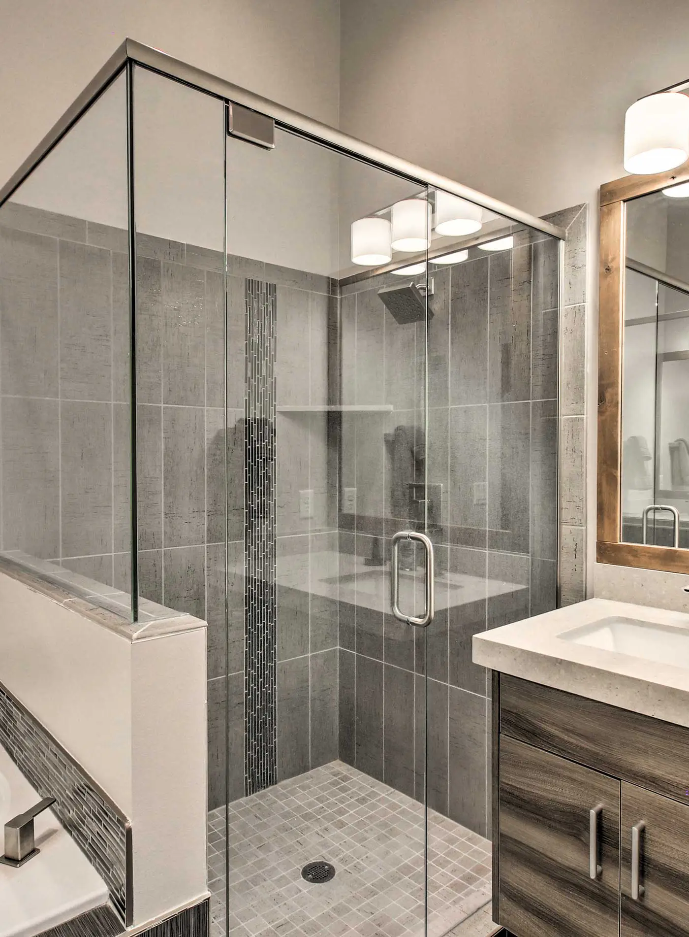 Modern Townhome w/ Mtn Views < 7 Mi to Ski Resorts