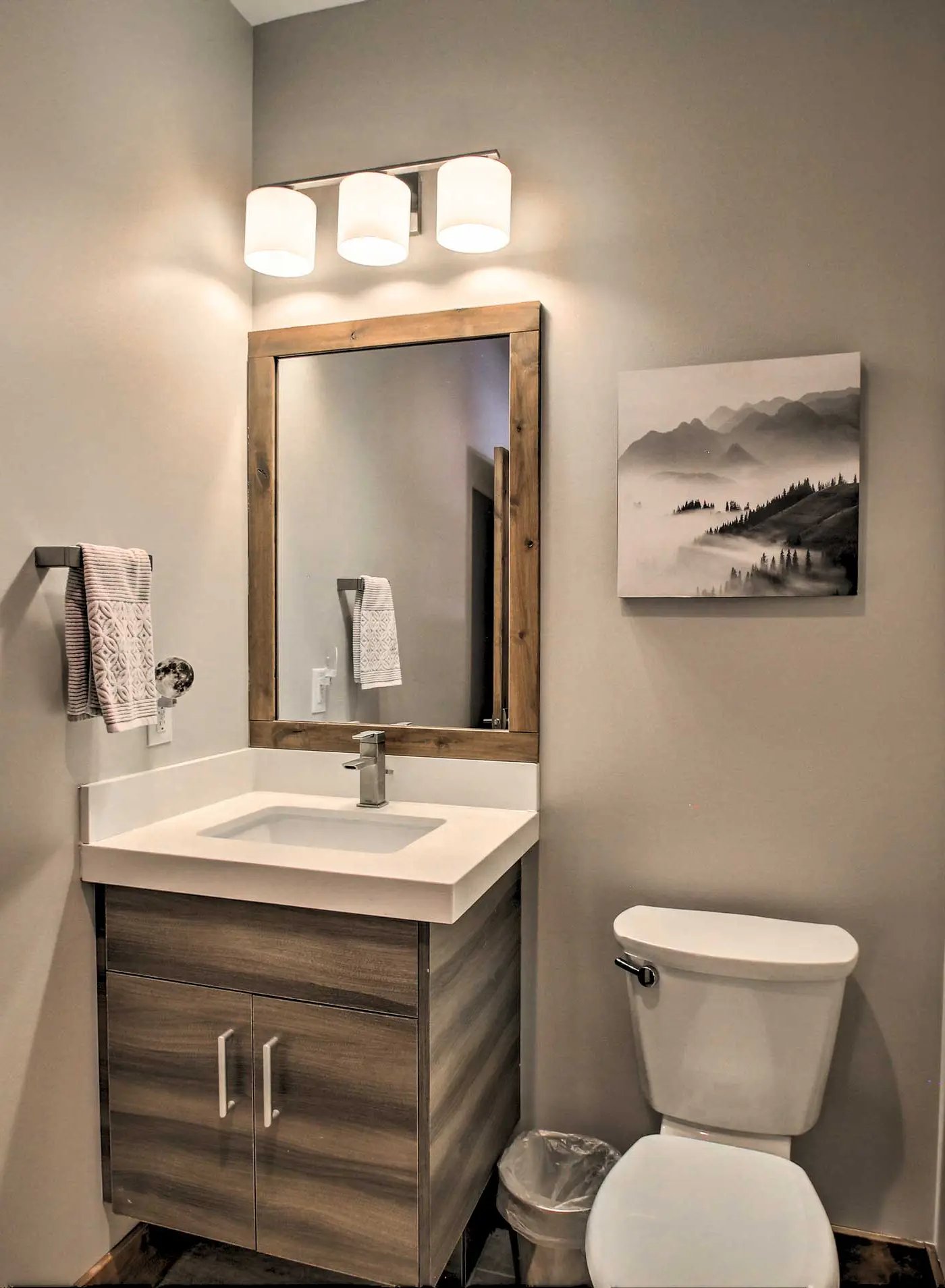 Modern Townhome w/ Mtn Views < 7 Mi to Ski Resorts