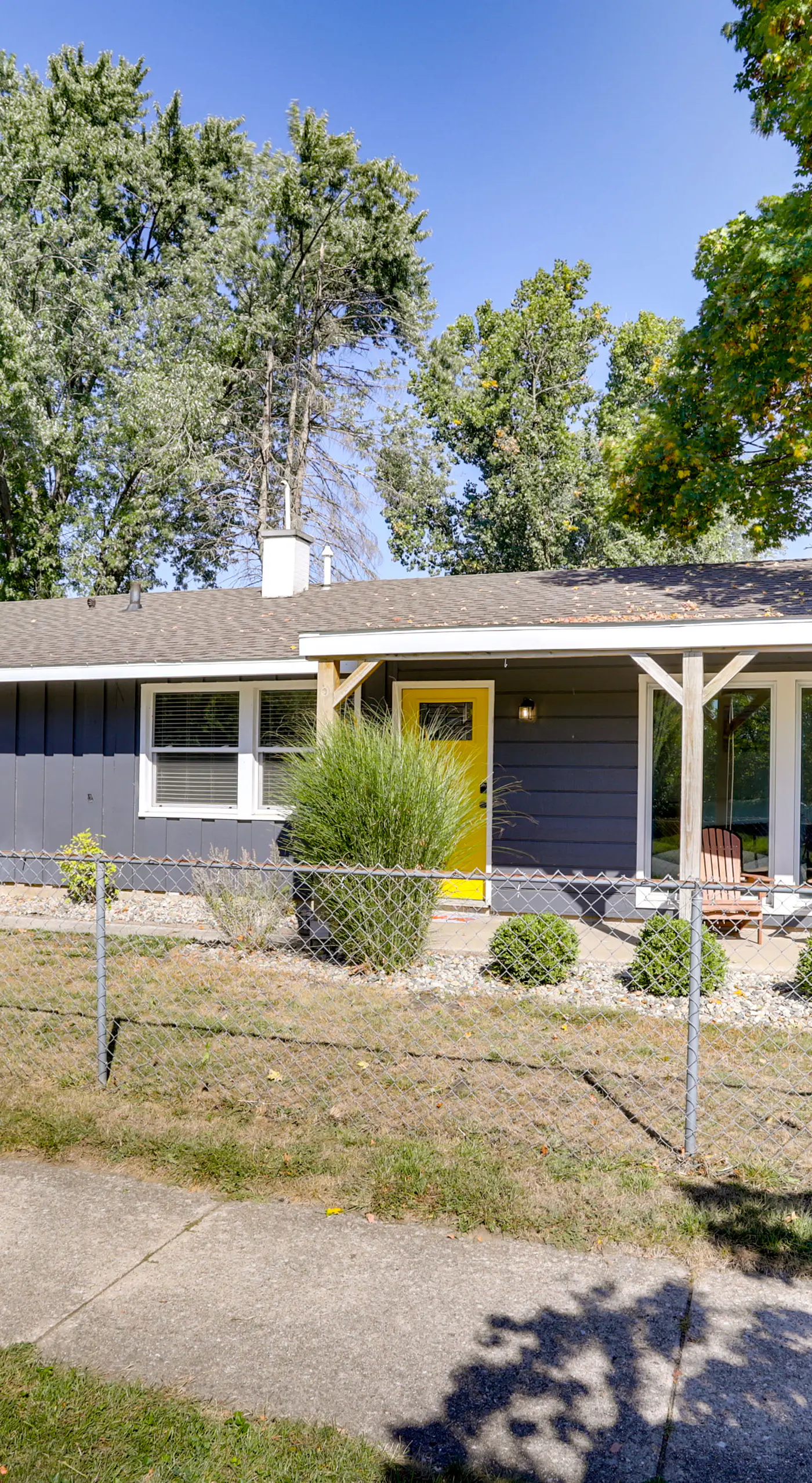 Lovely South Bend Home ~ 3 Mi to Dtwn & Notre Dame