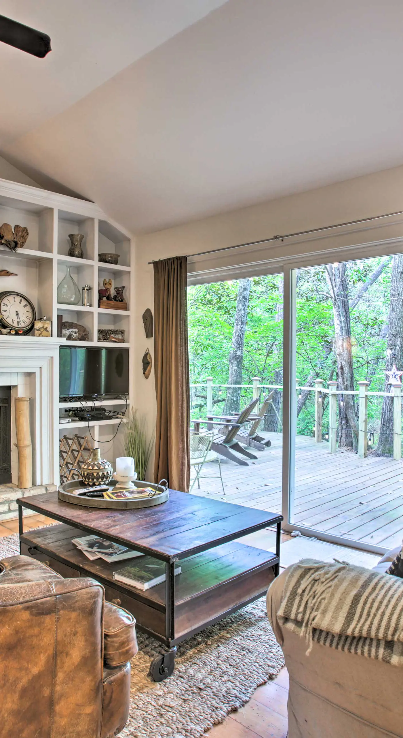 Enchanting 'Whitney Cabin' w/ Beach & Creek!