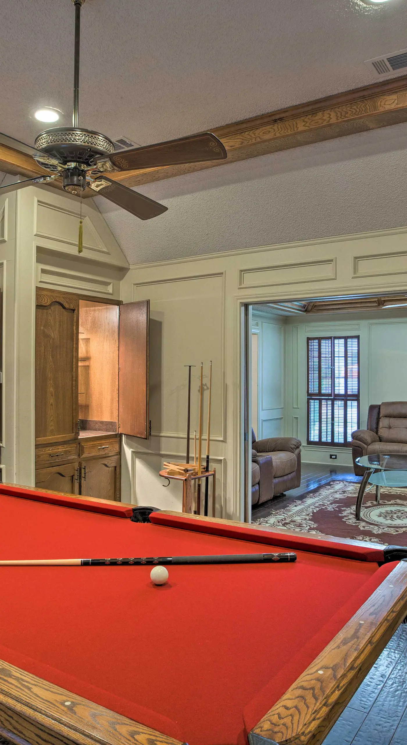 Unwind Fireside & Play Pool! Idyllic McKinney Home