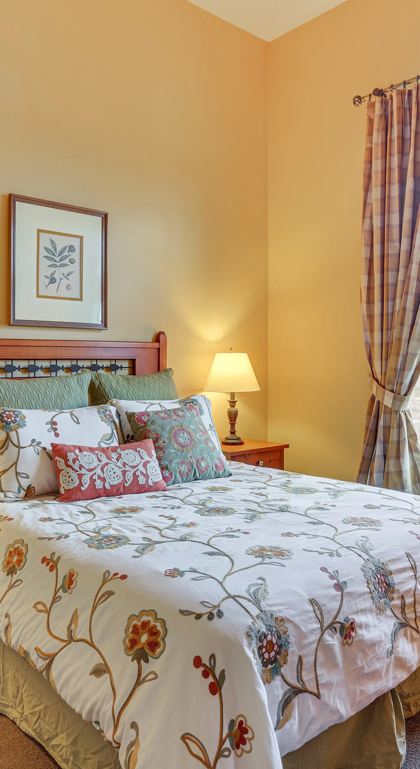 < 1 Mi to Mountain Creek Resort: Condo w/ Balcony