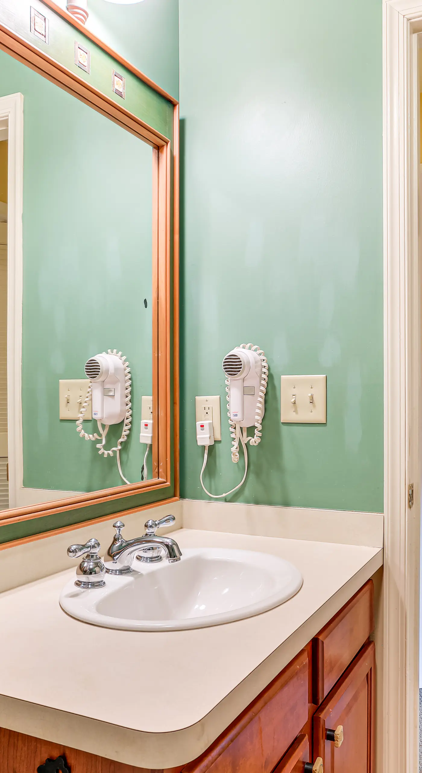 < 1 Mi to Mountain Creek Resort: Condo w/ Balcony