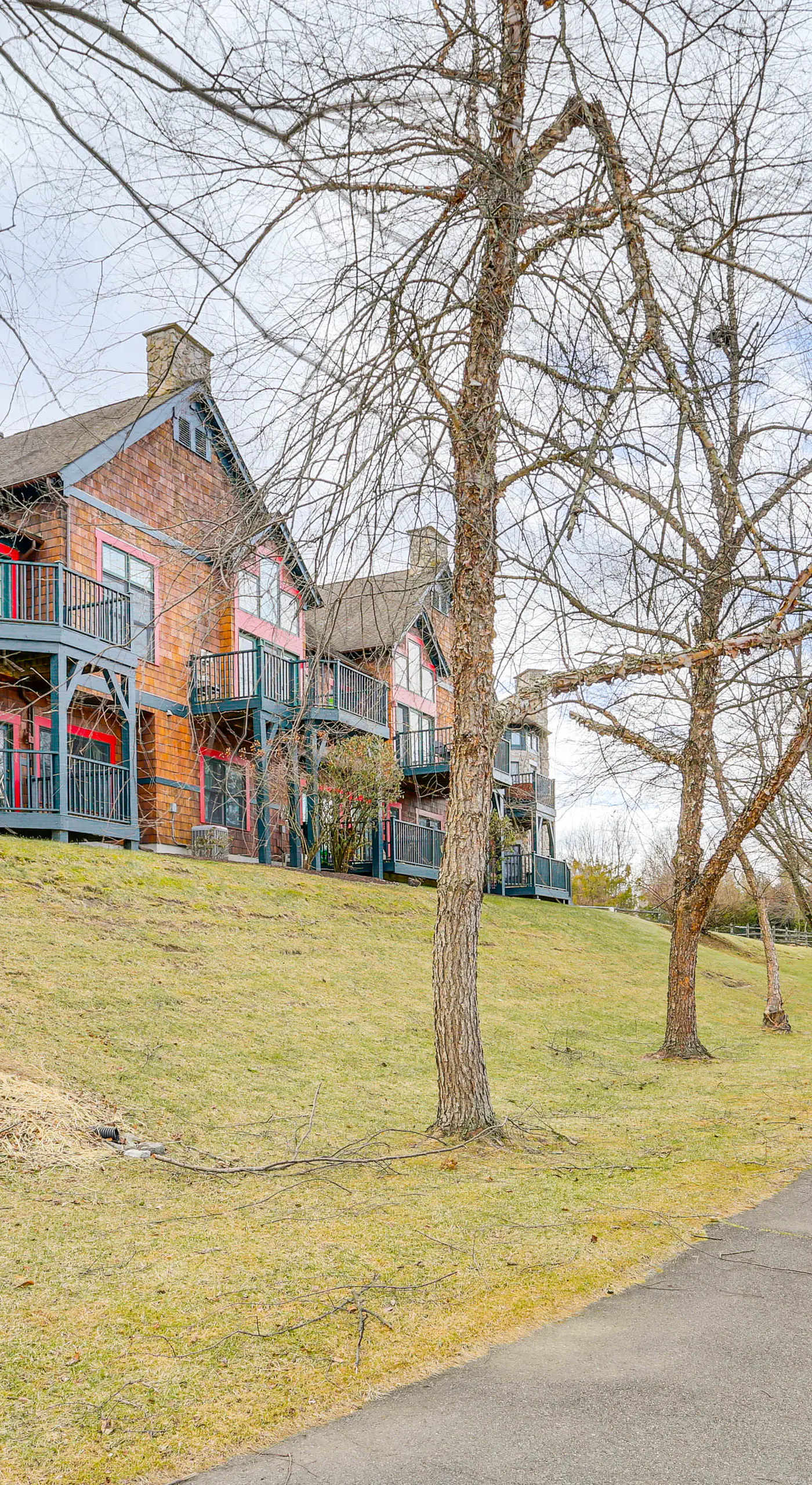 < 1 Mi to Mountain Creek Resort: Condo w/ Balcony