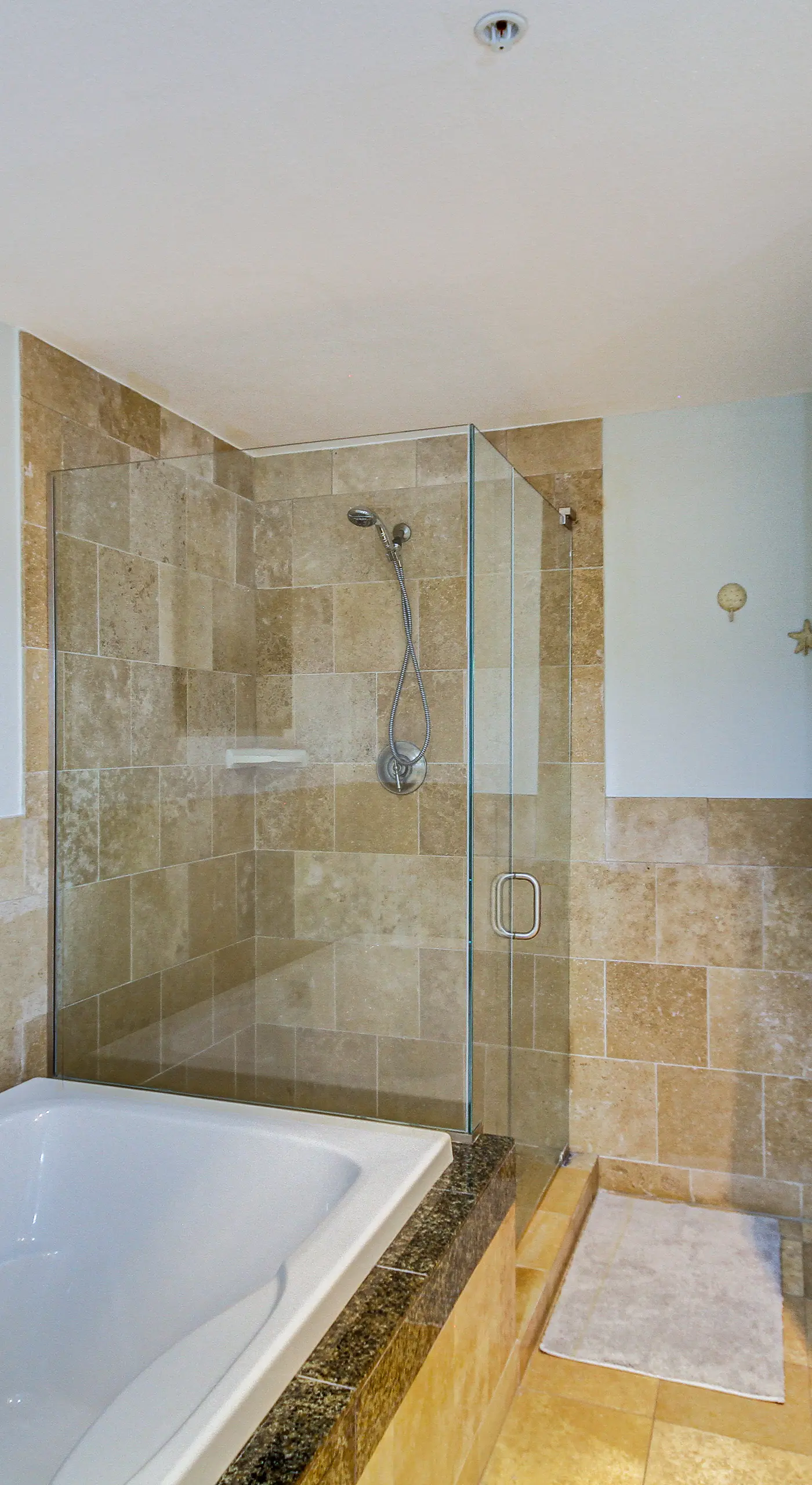 Beachside Biloxi Club Condo: Balcony w/ Ocean View