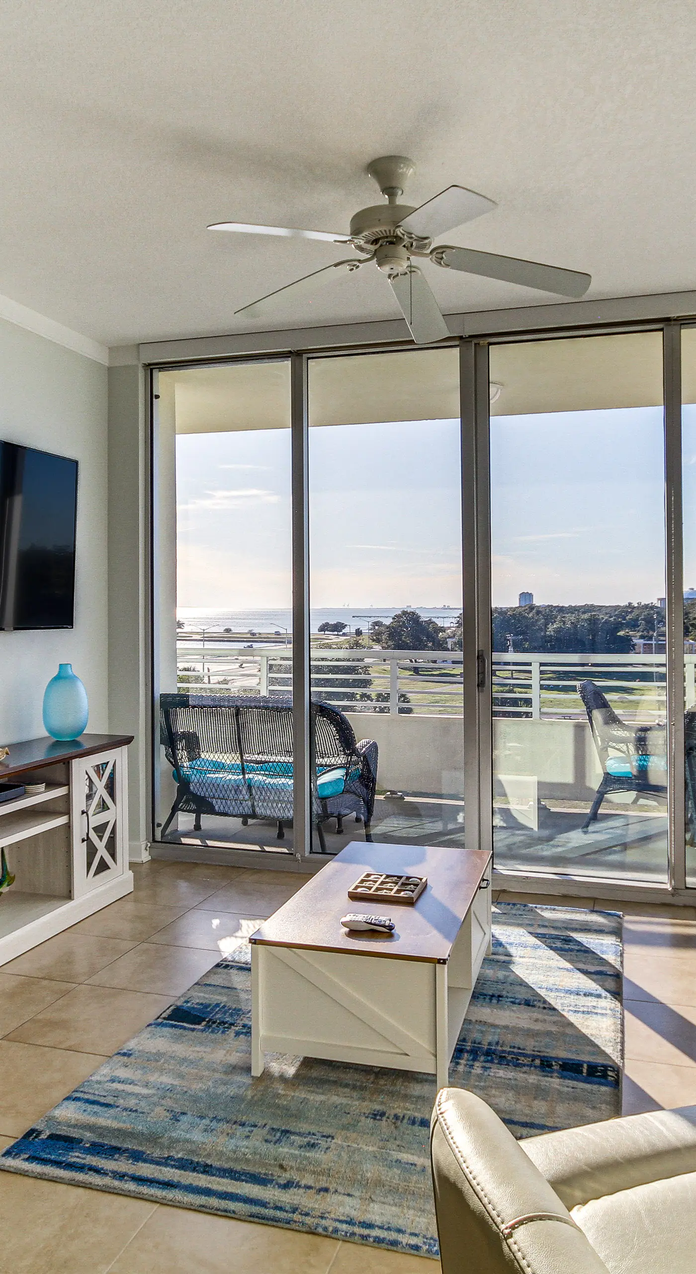 Beachside Biloxi Club Condo: Balcony w/ Ocean View