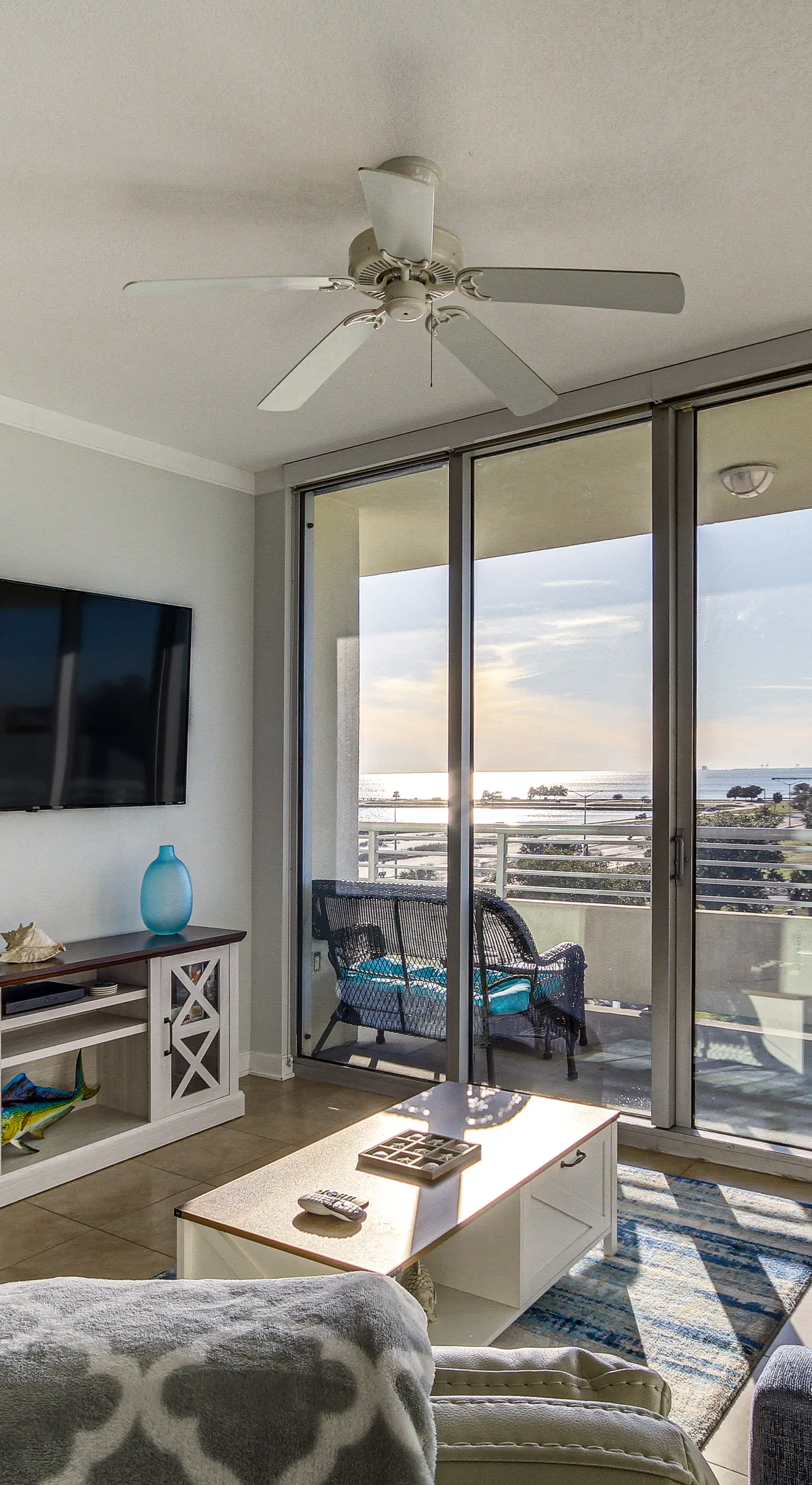 Beachside Biloxi Club Condo: Balcony w/ Ocean View