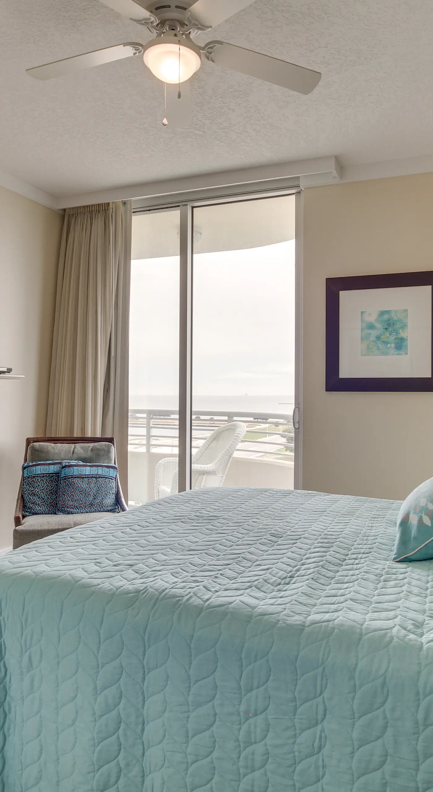 Resort-Style Biloxi Condo: Walk to the Beach!