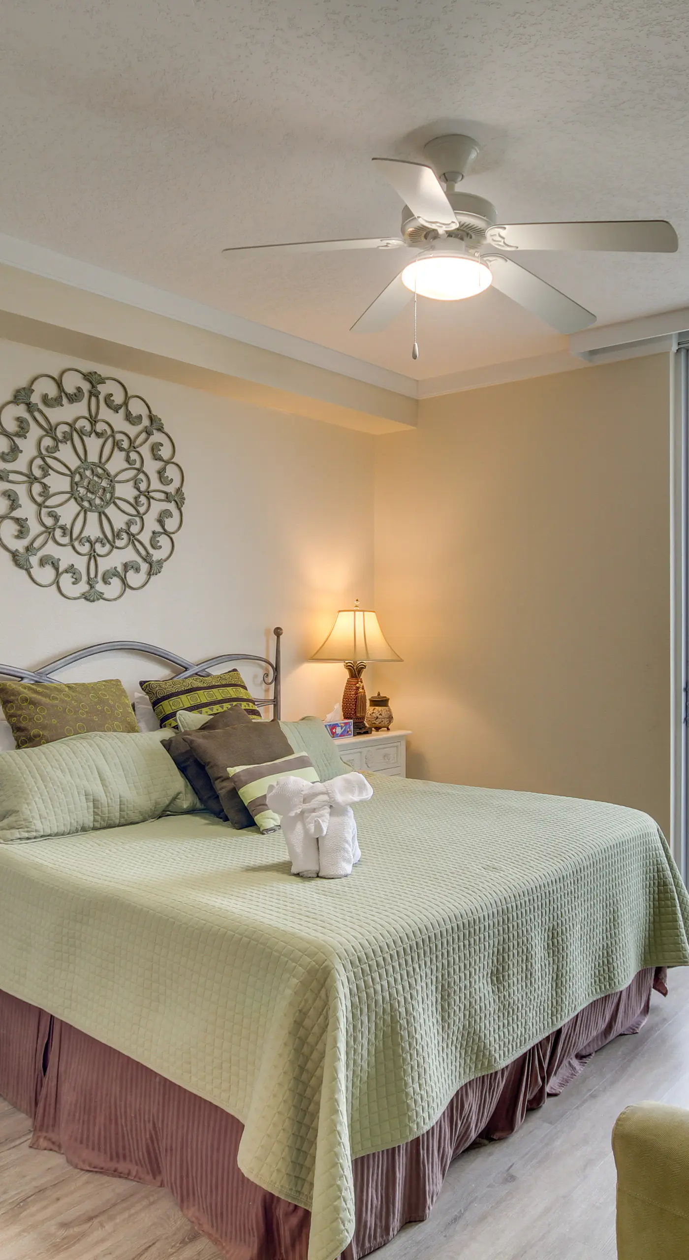 Resort-Style Biloxi Condo: Walk to the Beach!