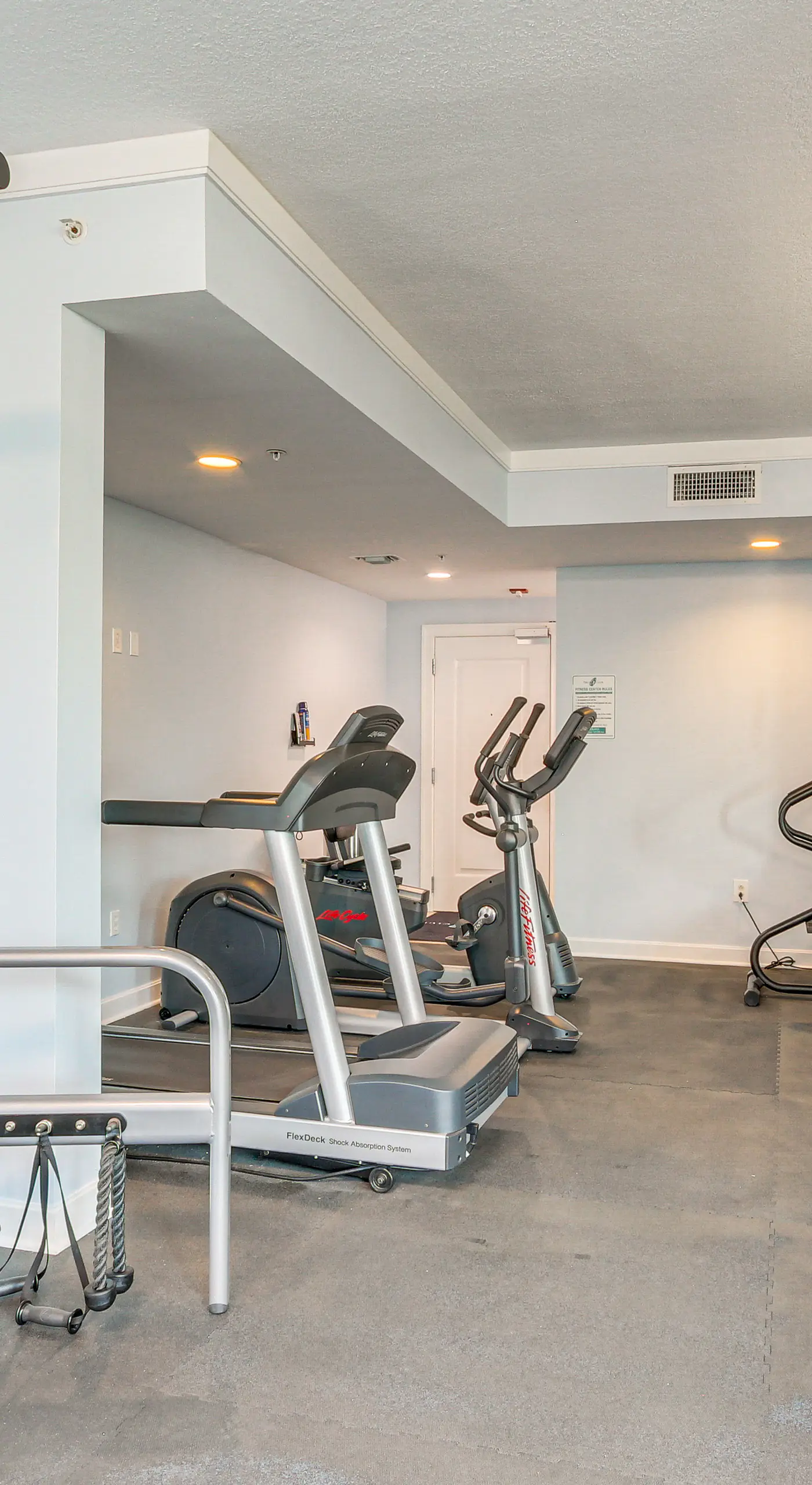 Walk to Beach: Luxury Biloxi Condo w/ Pool Access!