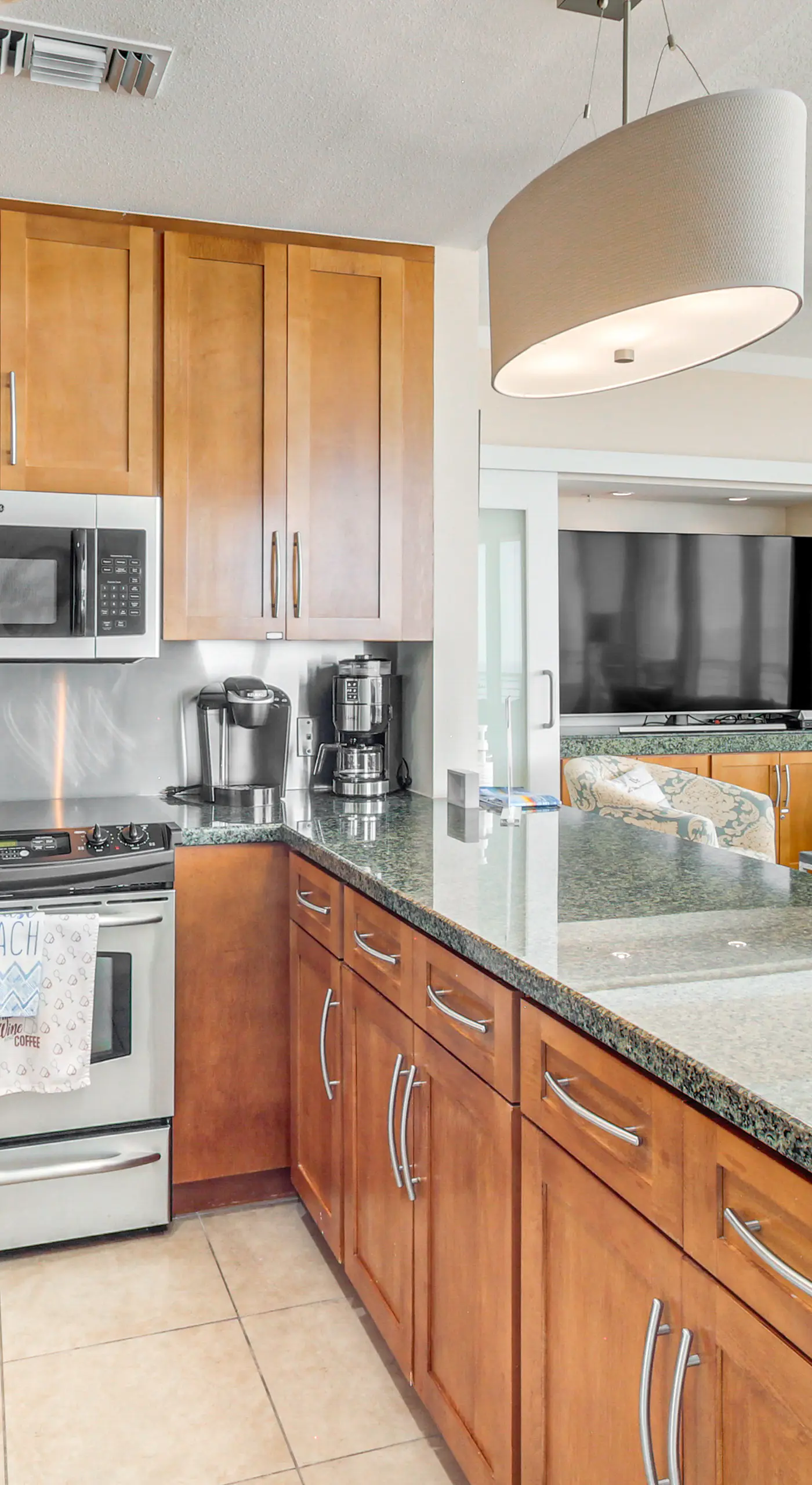Walk to Beach: Luxury Biloxi Condo w/ Pool Access!