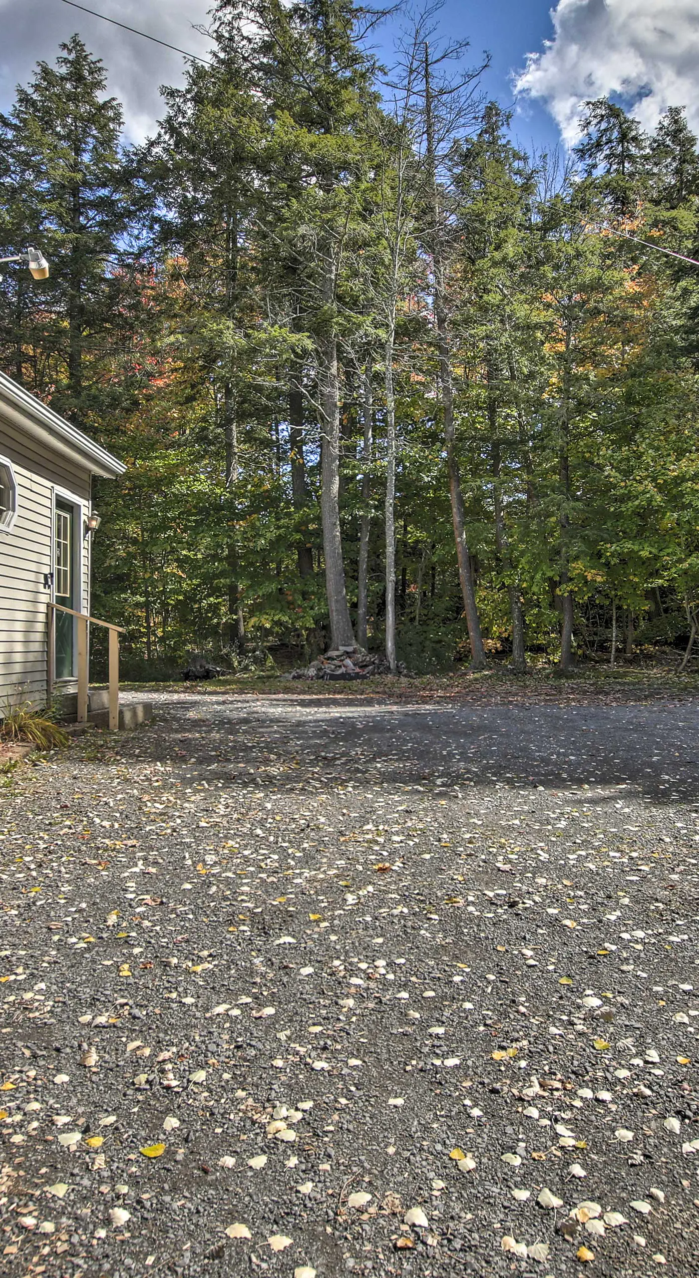 Spacious Apt w/ Yard: 3 Mi to Windham Mountain