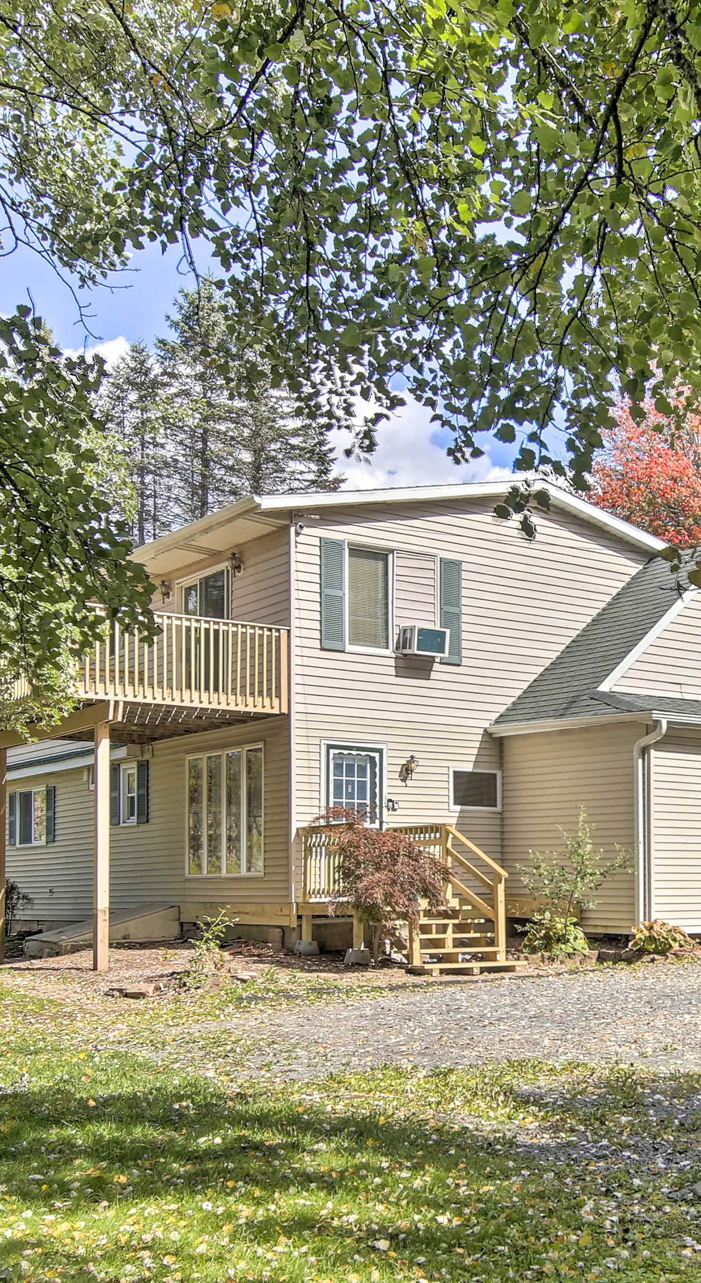 Spacious Apt w/ Yard: 3 Mi to Windham Mountain