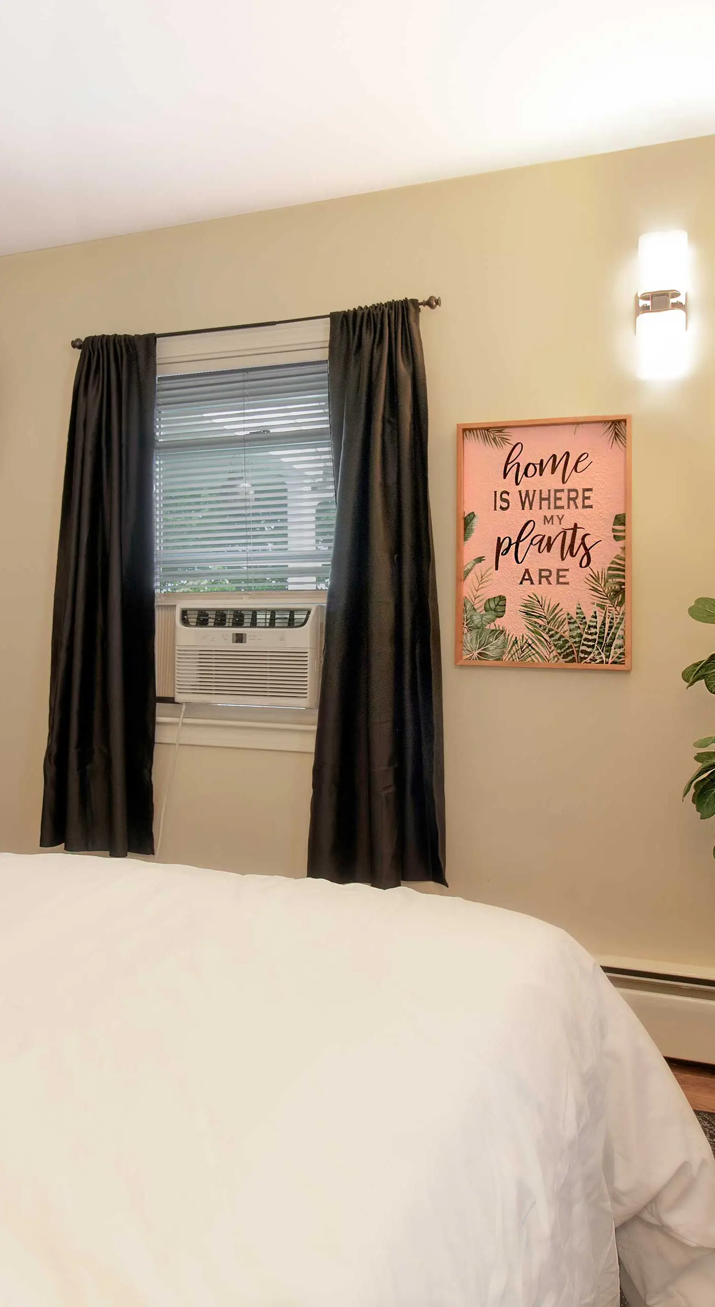 Pet-Friendly Cranston Home w/ Fire Pit & BBQ!