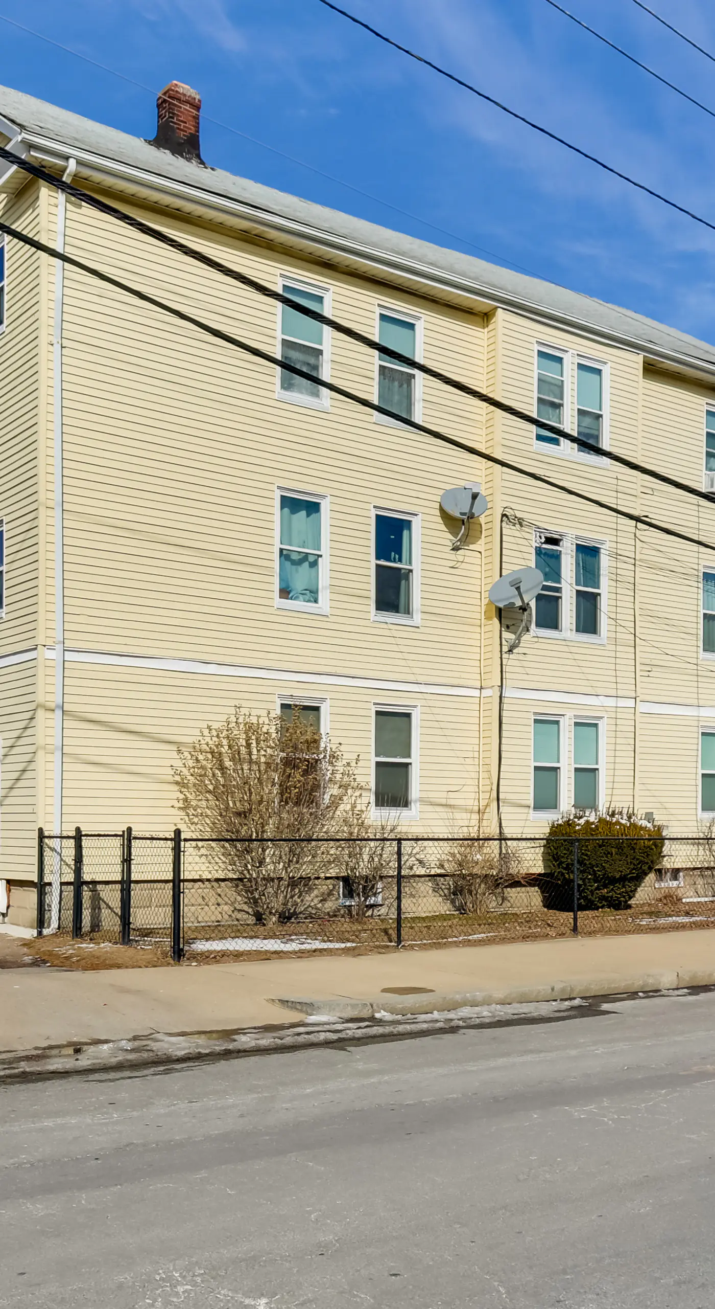 Walk to Roger Williams Park: Apt in Providence!