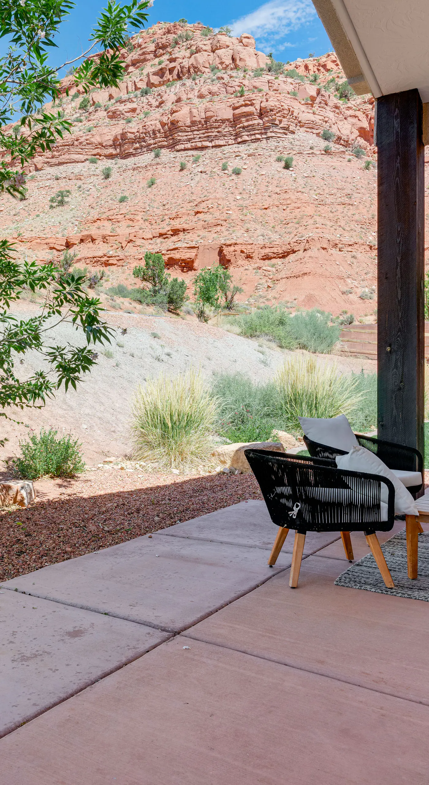 Gorgeous Kanab Home: Canyon Views & Pool Access!