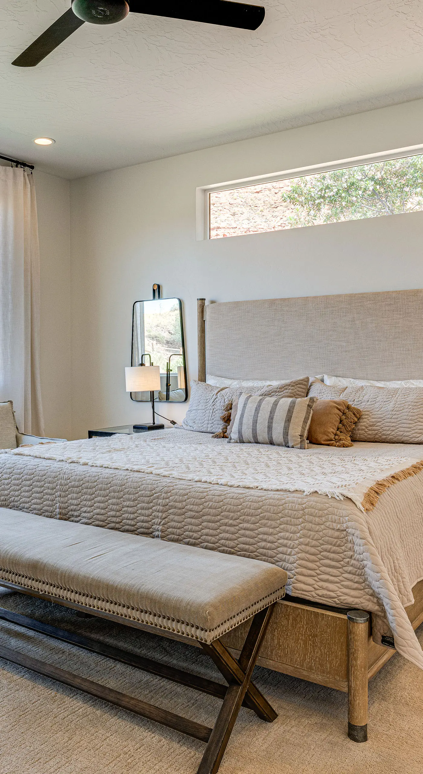 Gorgeous Kanab Home: Canyon Views & Pool Access!