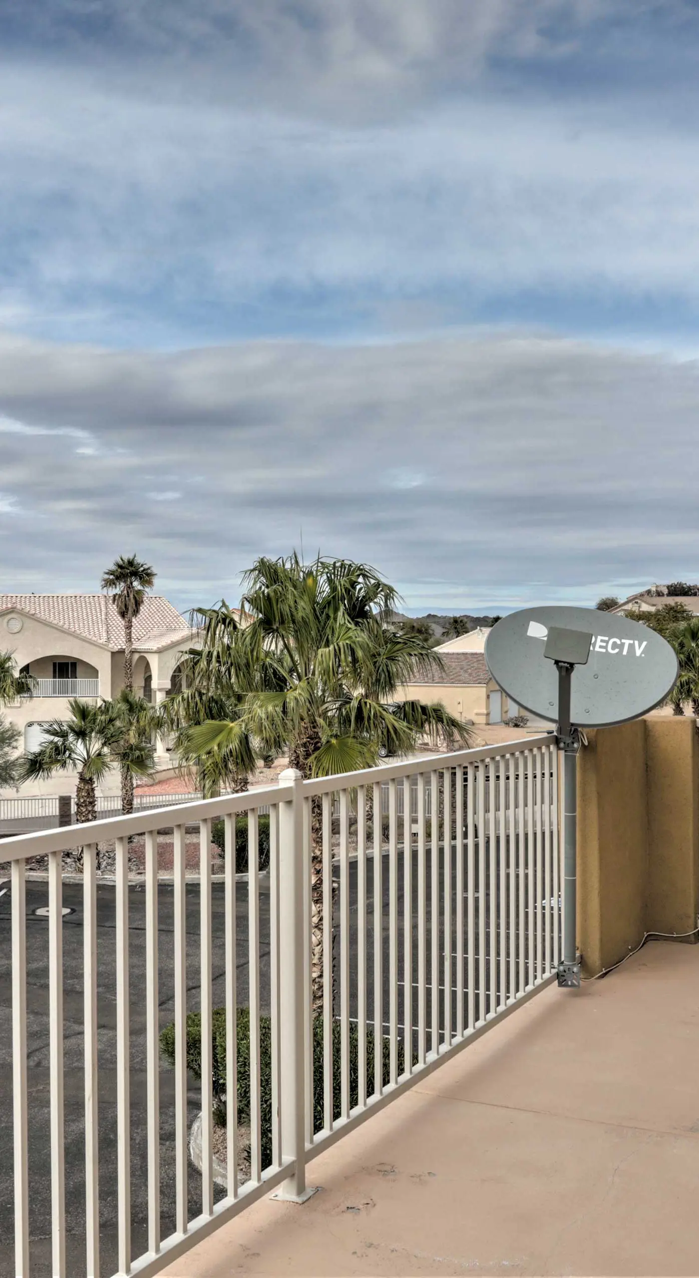 Desert Condo w/ Pool ~ 3 Miles to Colorado River!
