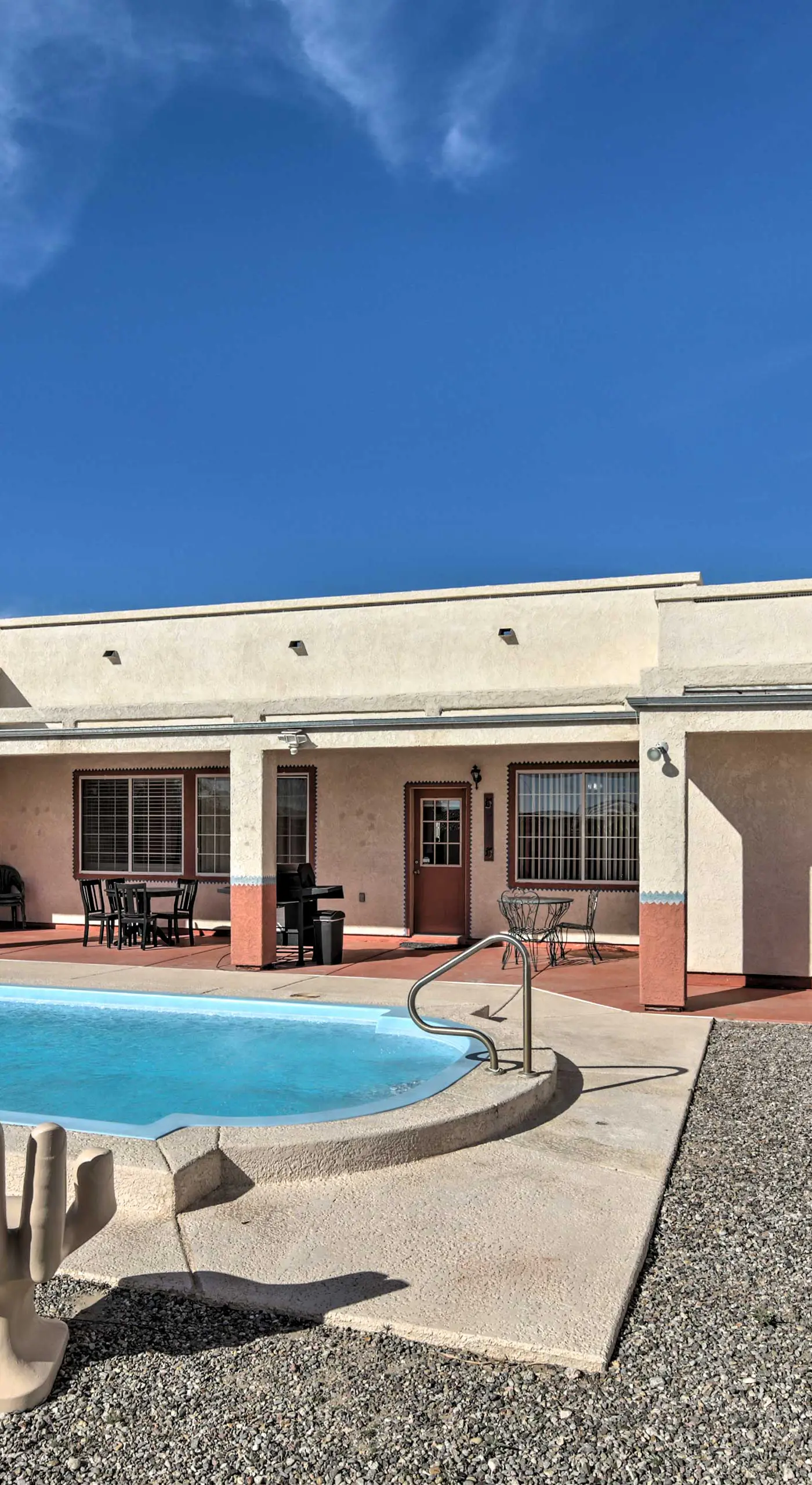 Private Desert Escape 5 Min to Casino, Lake, River
