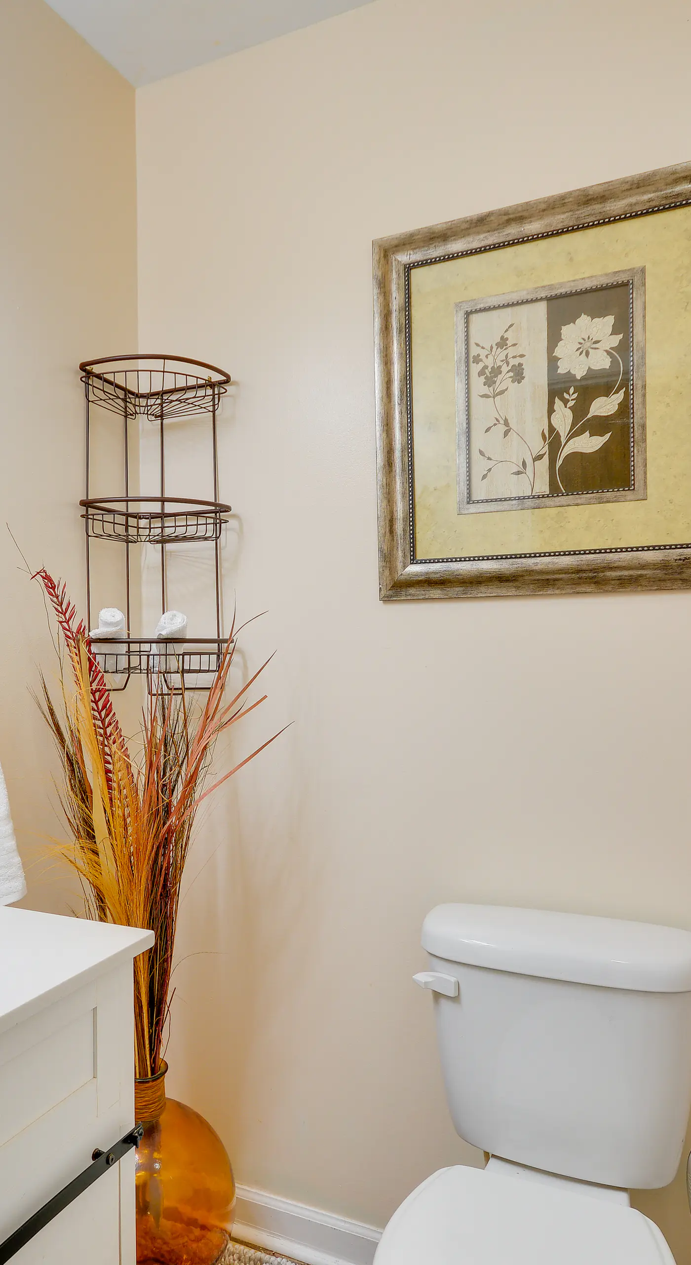 Central High Point Home < 1 Mi to Downtown!