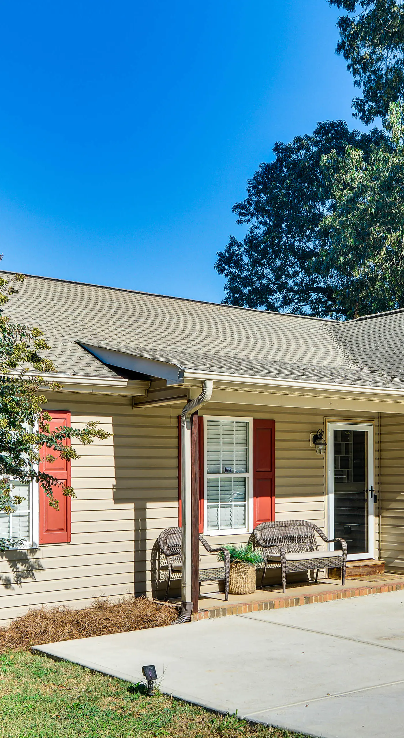 Central High Point Home < 1 Mi to Downtown!