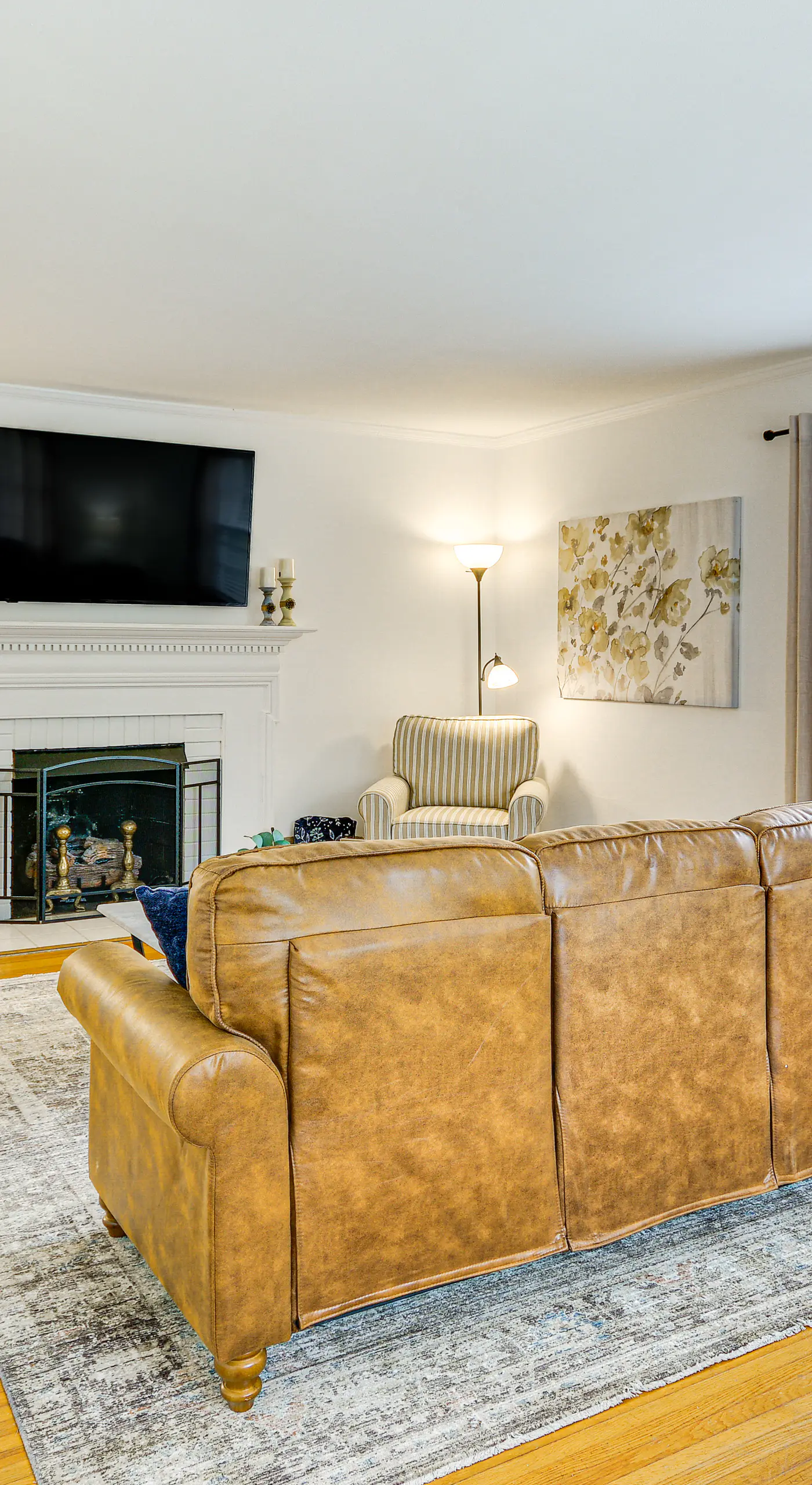 'Dogwood Cottage' w/ Fireplace: 1 Mi to University