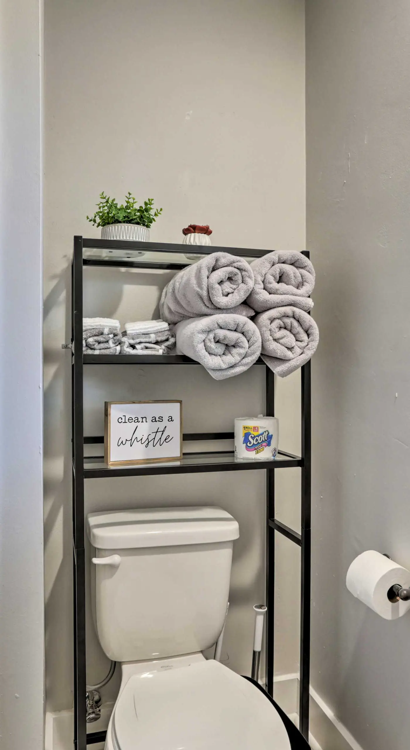 Pet-Friendly Tallahassee Retreat, Near Parks!