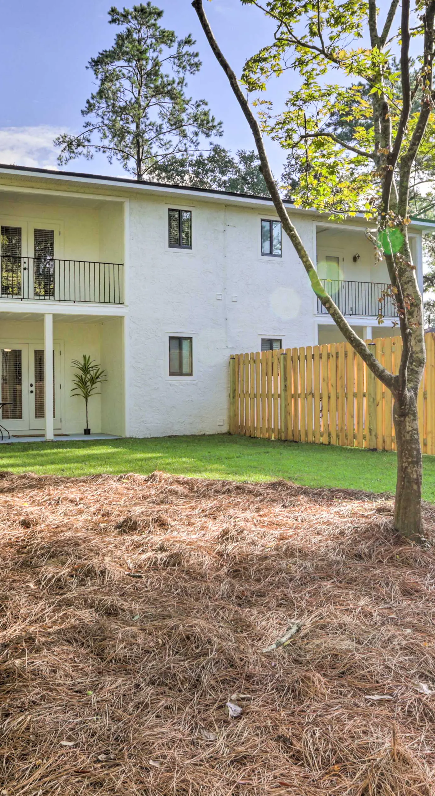 Pet-Friendly Tallahassee Retreat, Near Parks!