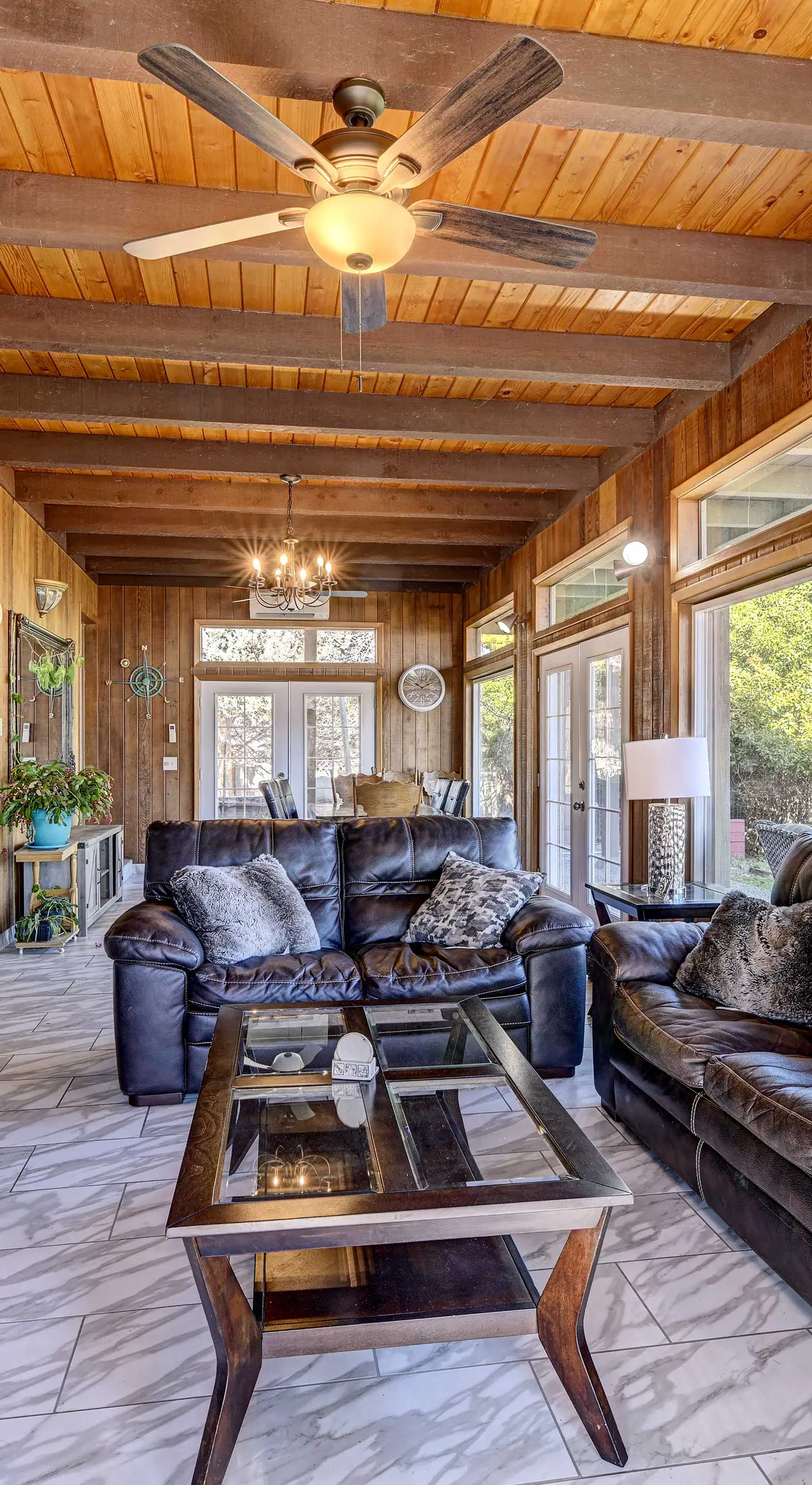Pet-Friendly Grants Pass Home w/ Hot Tub!