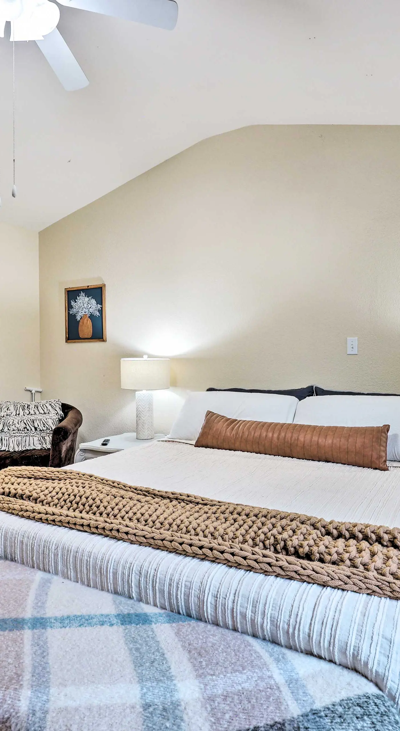 Walk to Lake: Townhome w/ Hot Tub in Afton!