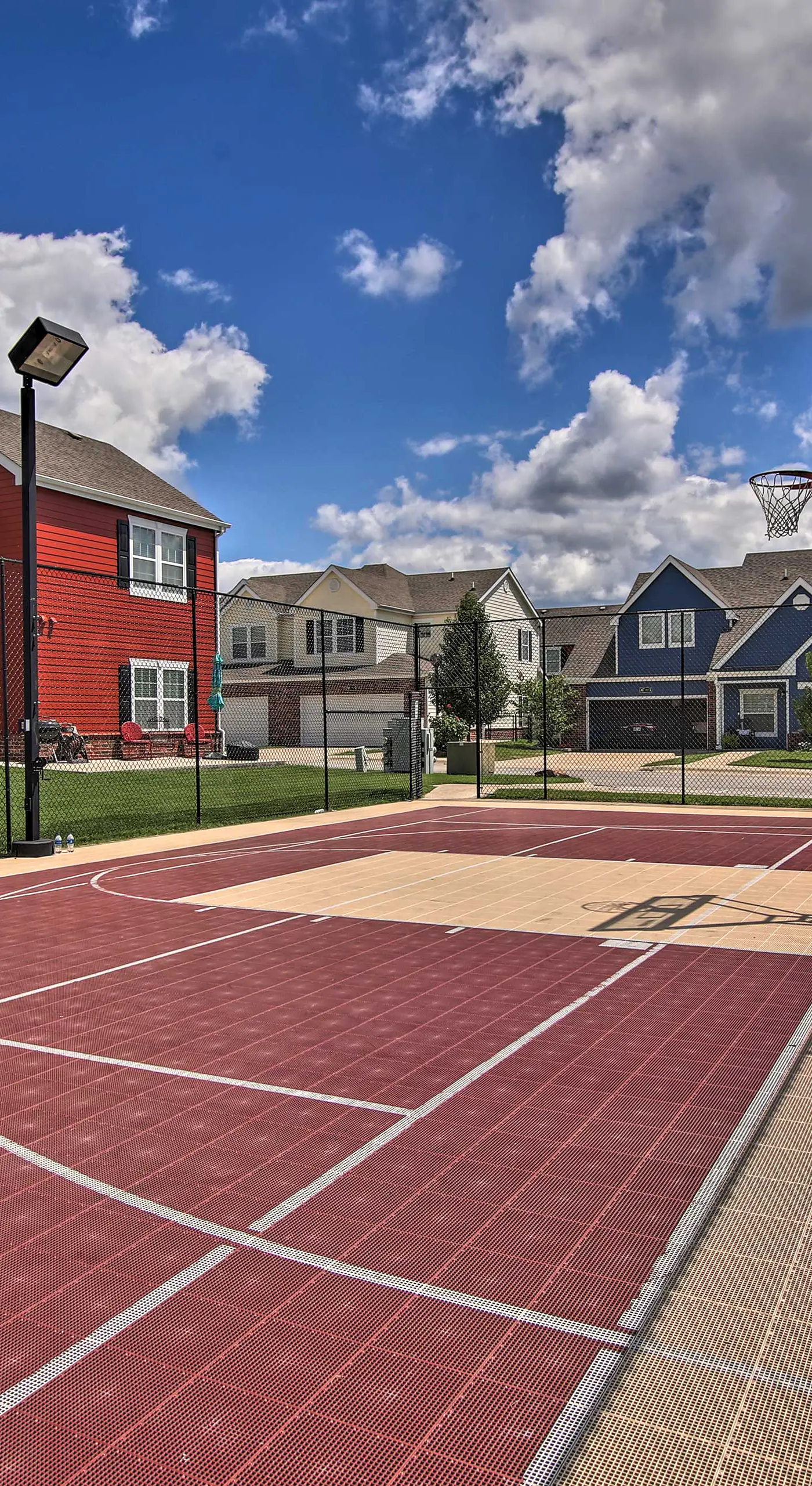 Walk to Lake: Townhome w/ Hot Tub in Afton!
