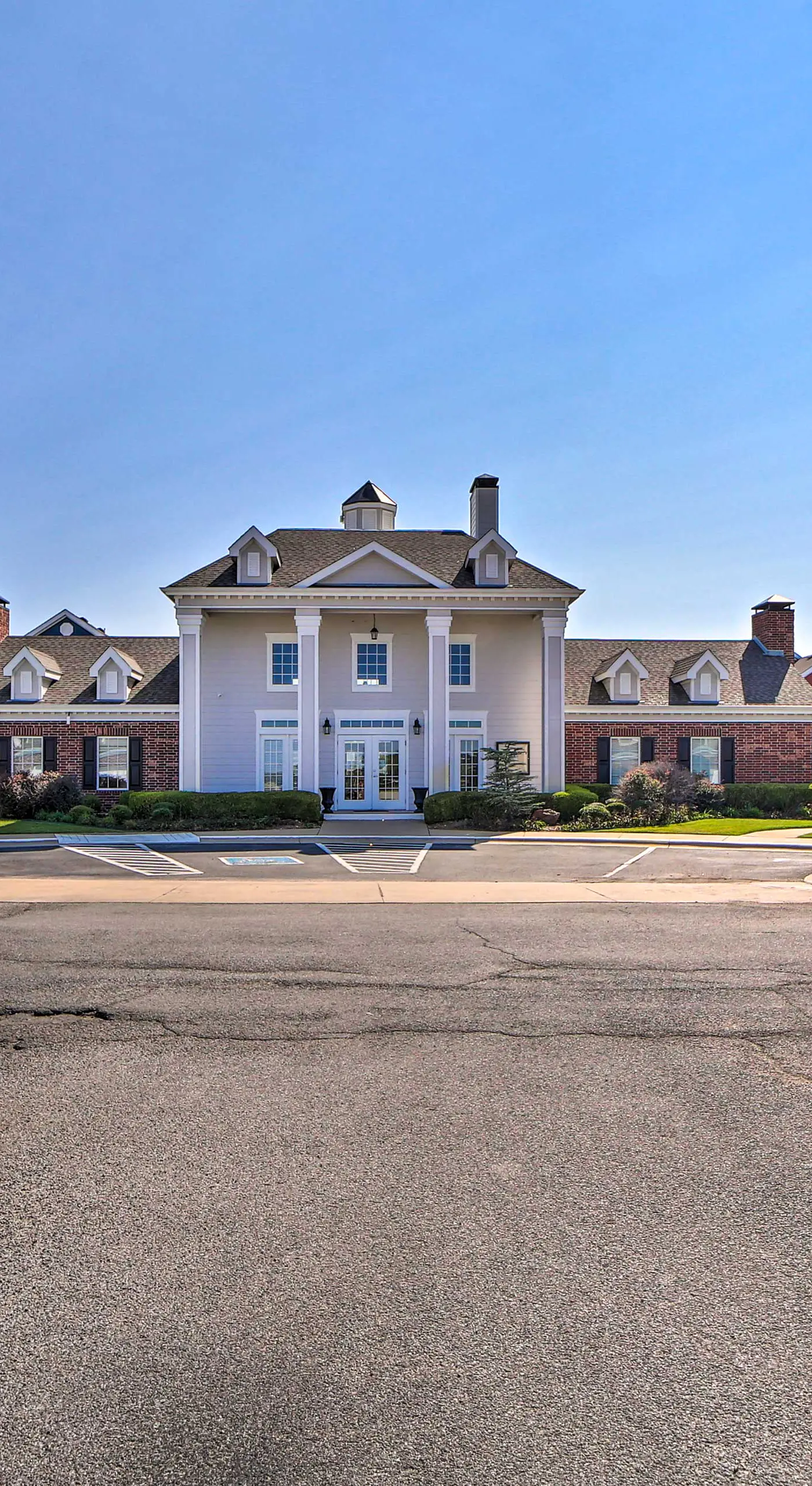 Half-Mi to Grand Lake: Townhome w/ Hot Tub