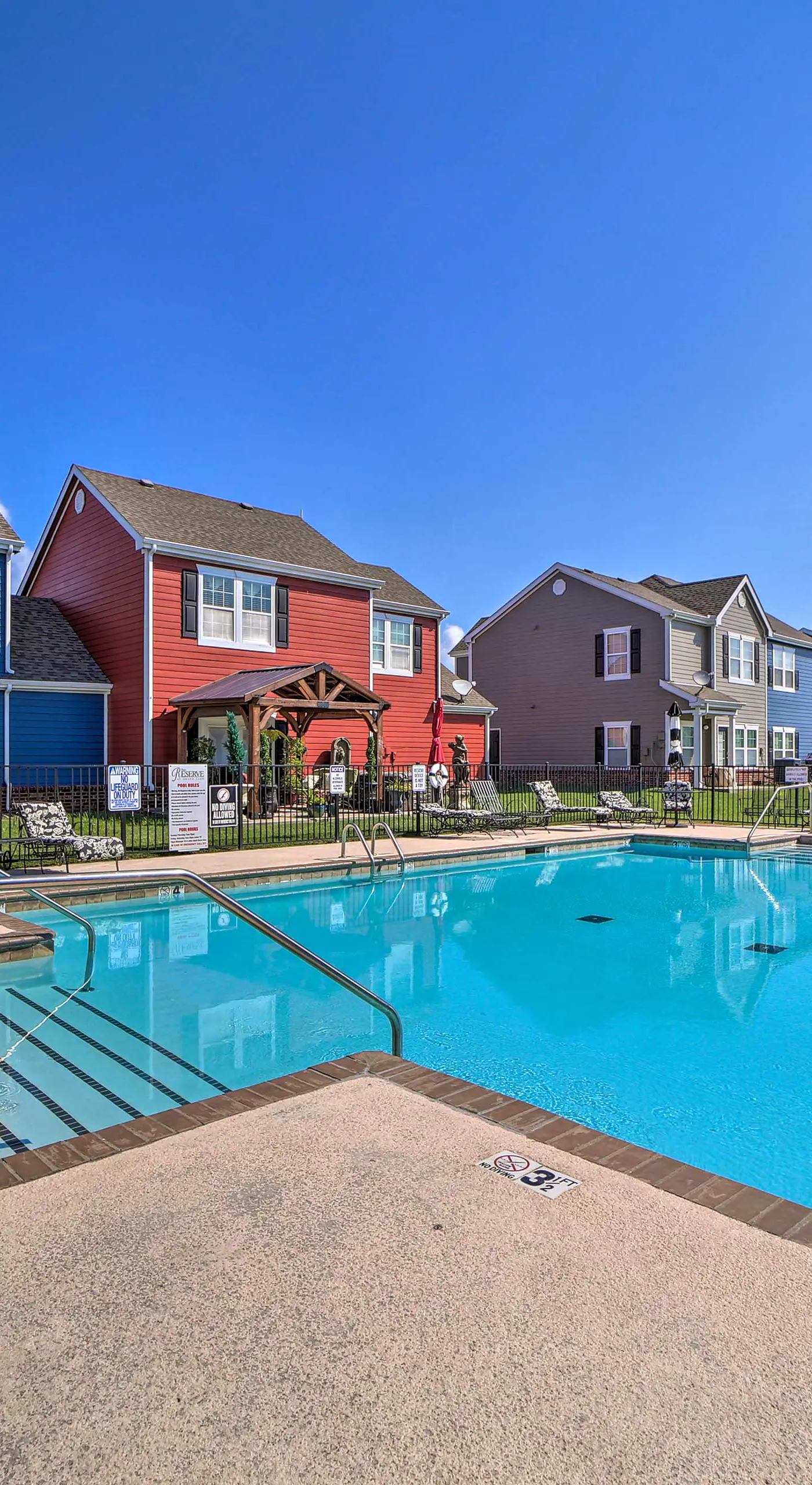 Half-Mi to Grand Lake: Townhome w/ Hot Tub