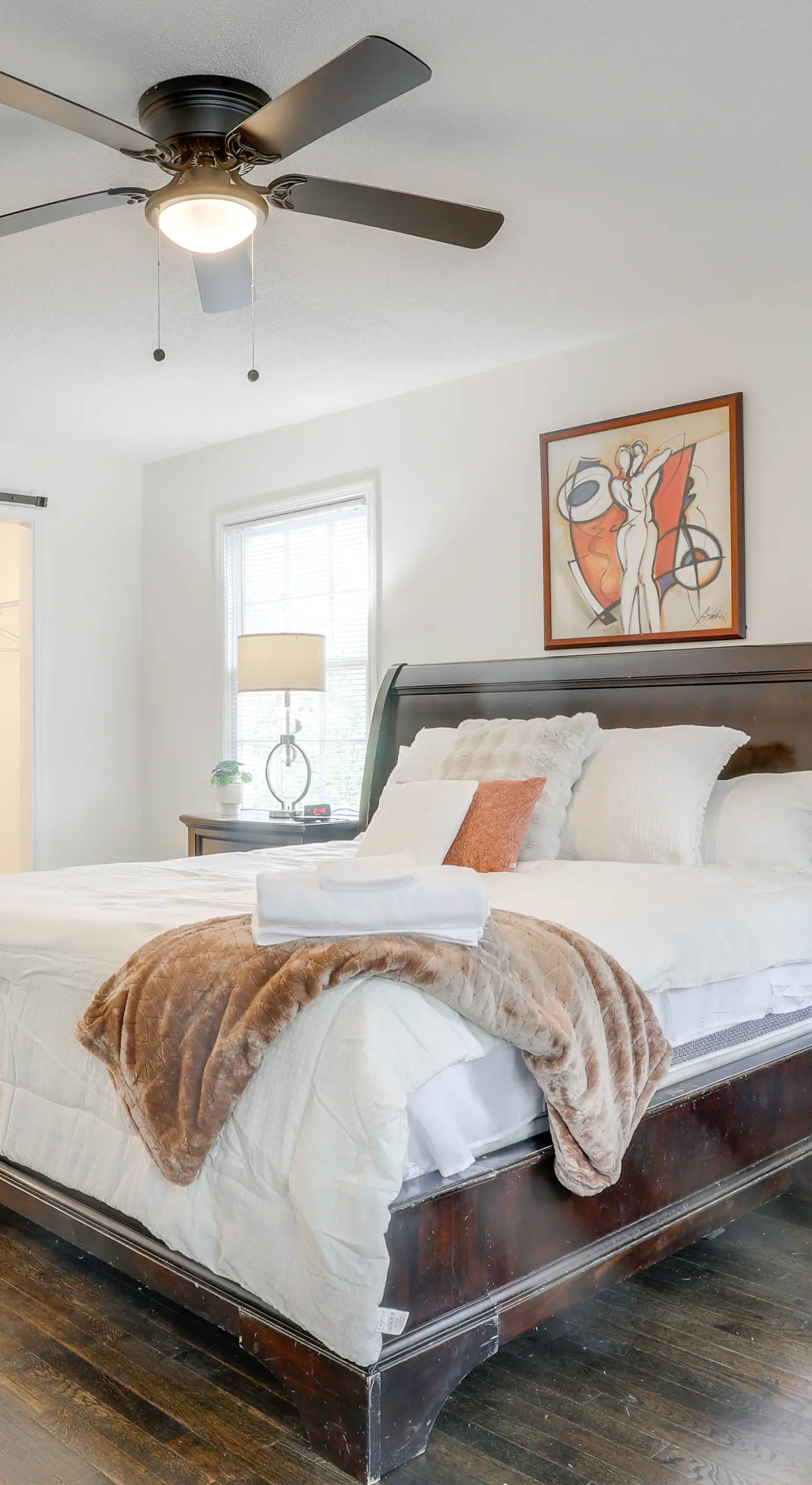 Refined Decatur Retreat: Shop, Dine + Unwind!