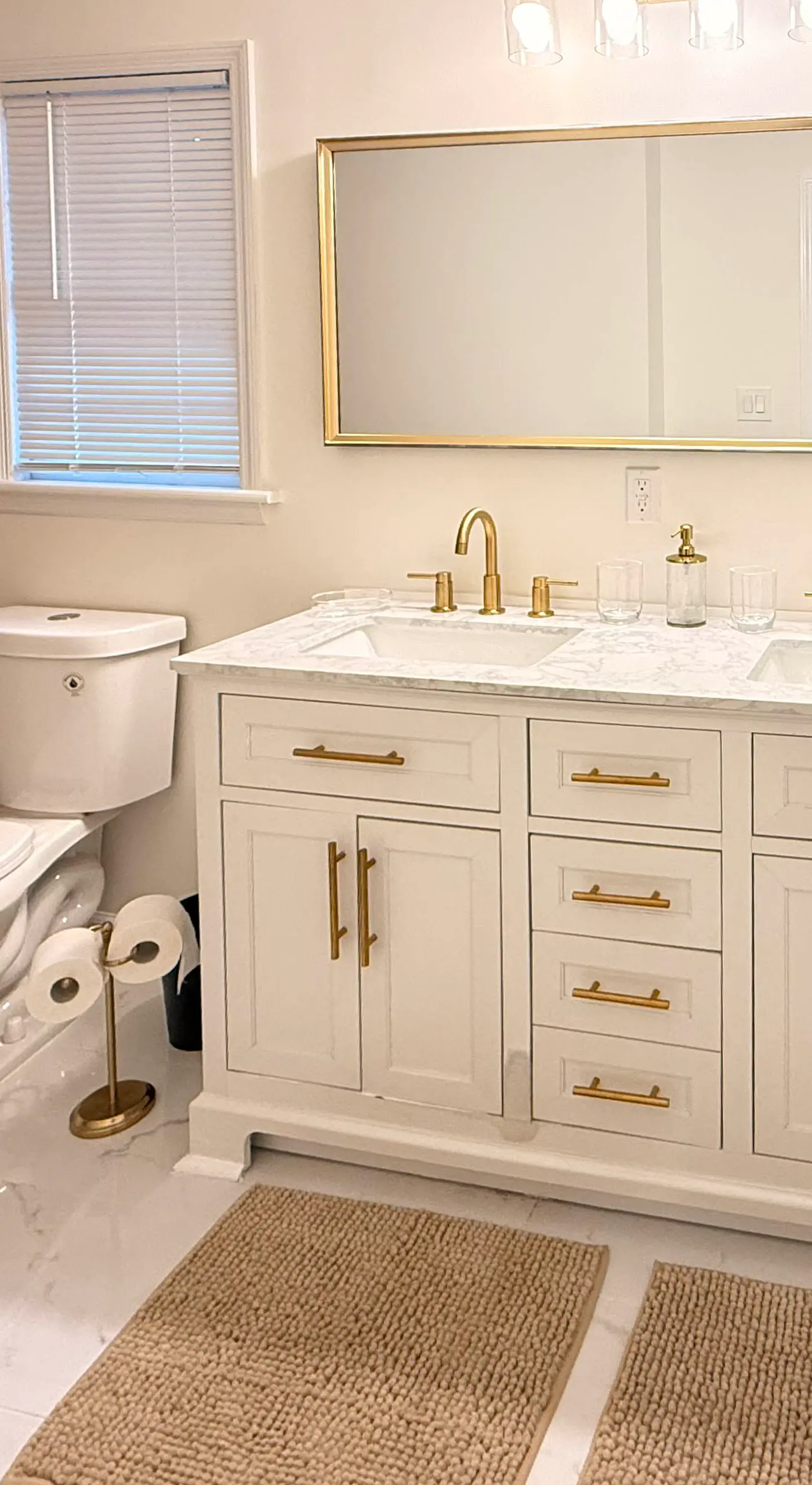 Refined Decatur Retreat: Shop, Dine + Unwind!