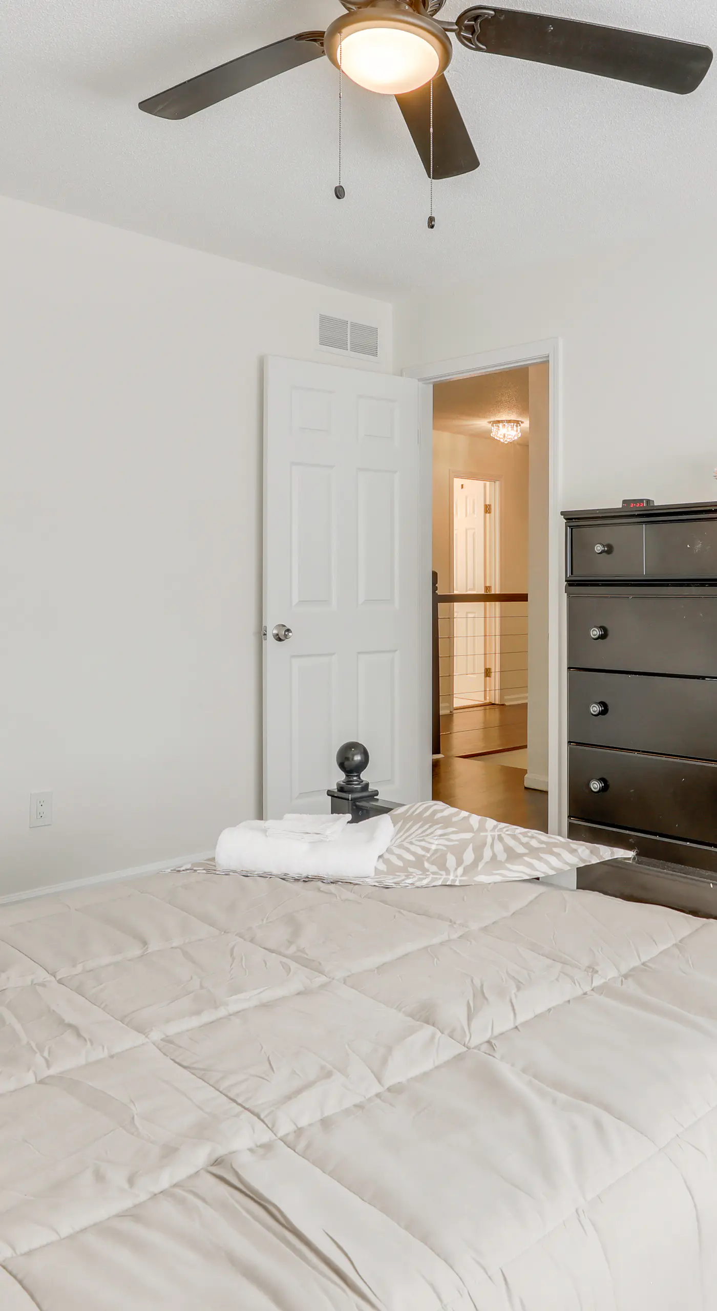 Refined Decatur Retreat: Shop, Dine + Unwind!