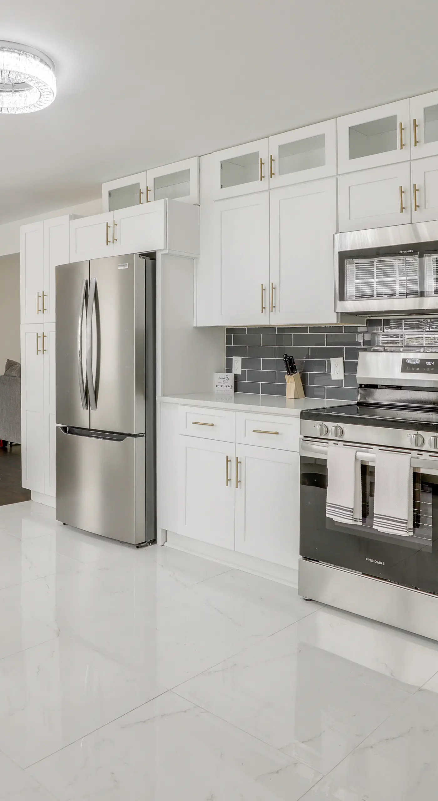Refined Decatur Retreat: Shop, Dine + Unwind!