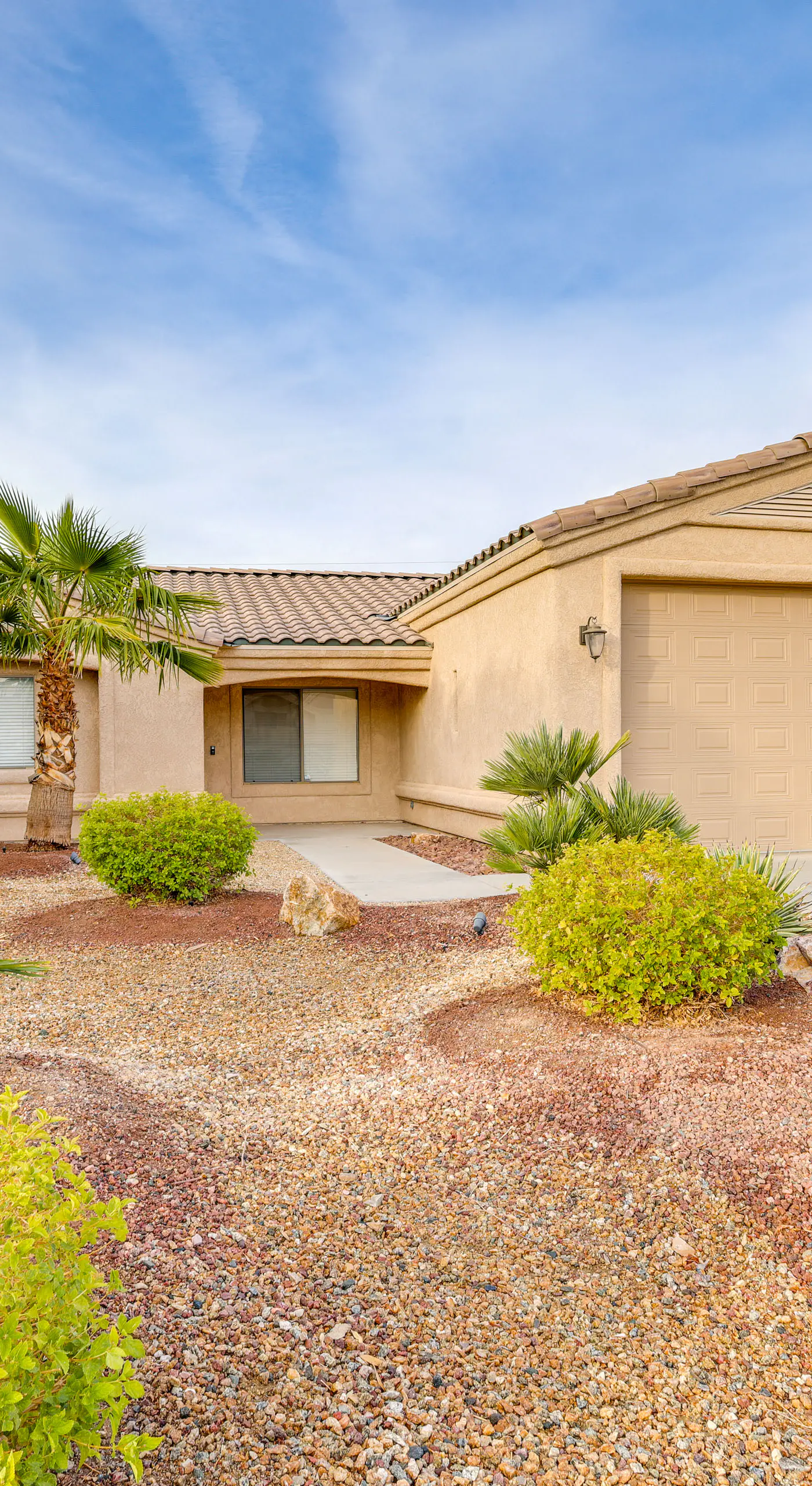 2 Mi to Beach: Lake Havasu Gem w/ Pool & Spa!
