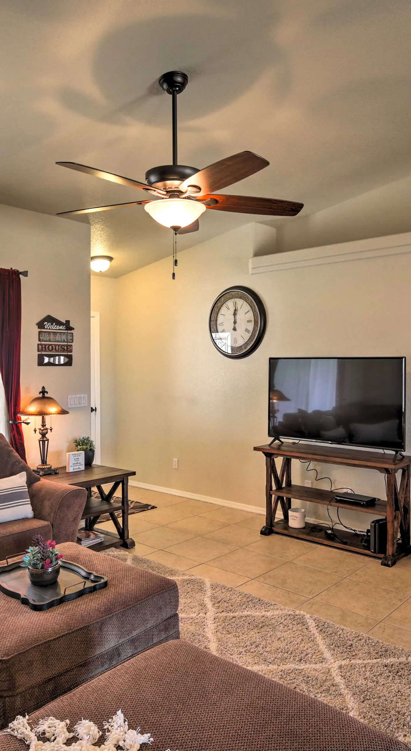 2 Mi to Beach: Lake Havasu Gem w/ Pool & Spa!