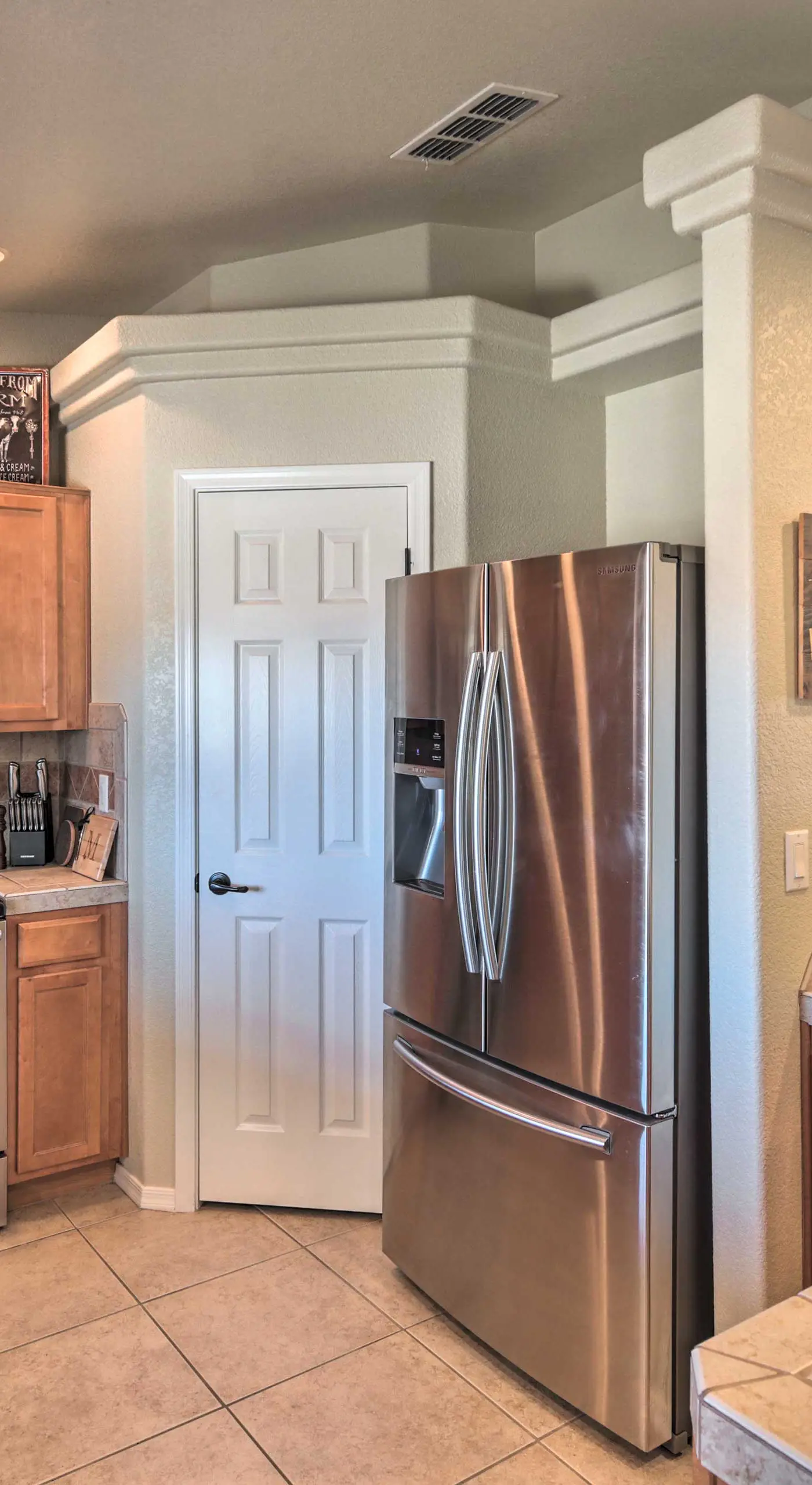 2 Mi to Beach: Lake Havasu Gem w/ Pool & Spa!