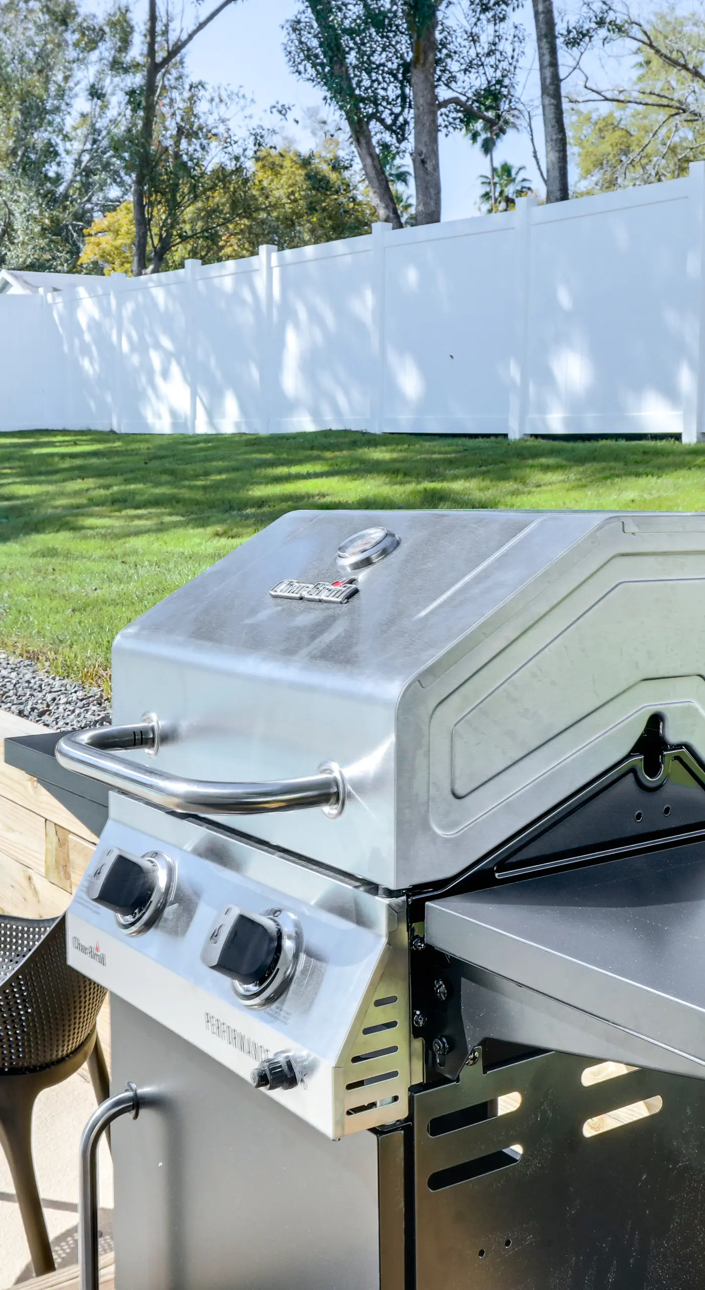 Lakeland Retreat: Private Heated Pool & Yard Games