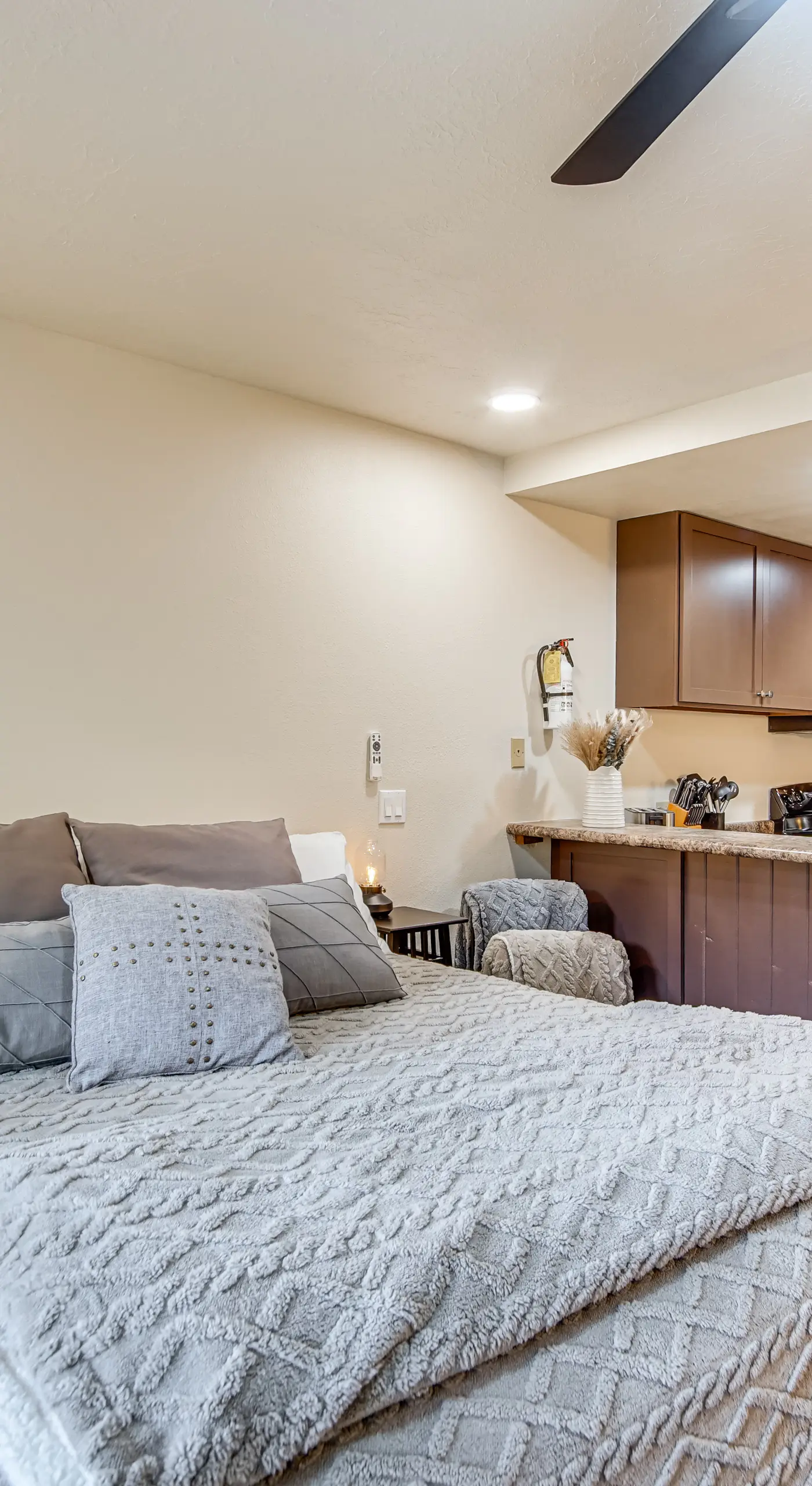 Brian Head Studio Condo w/ Balcony + Mountain View