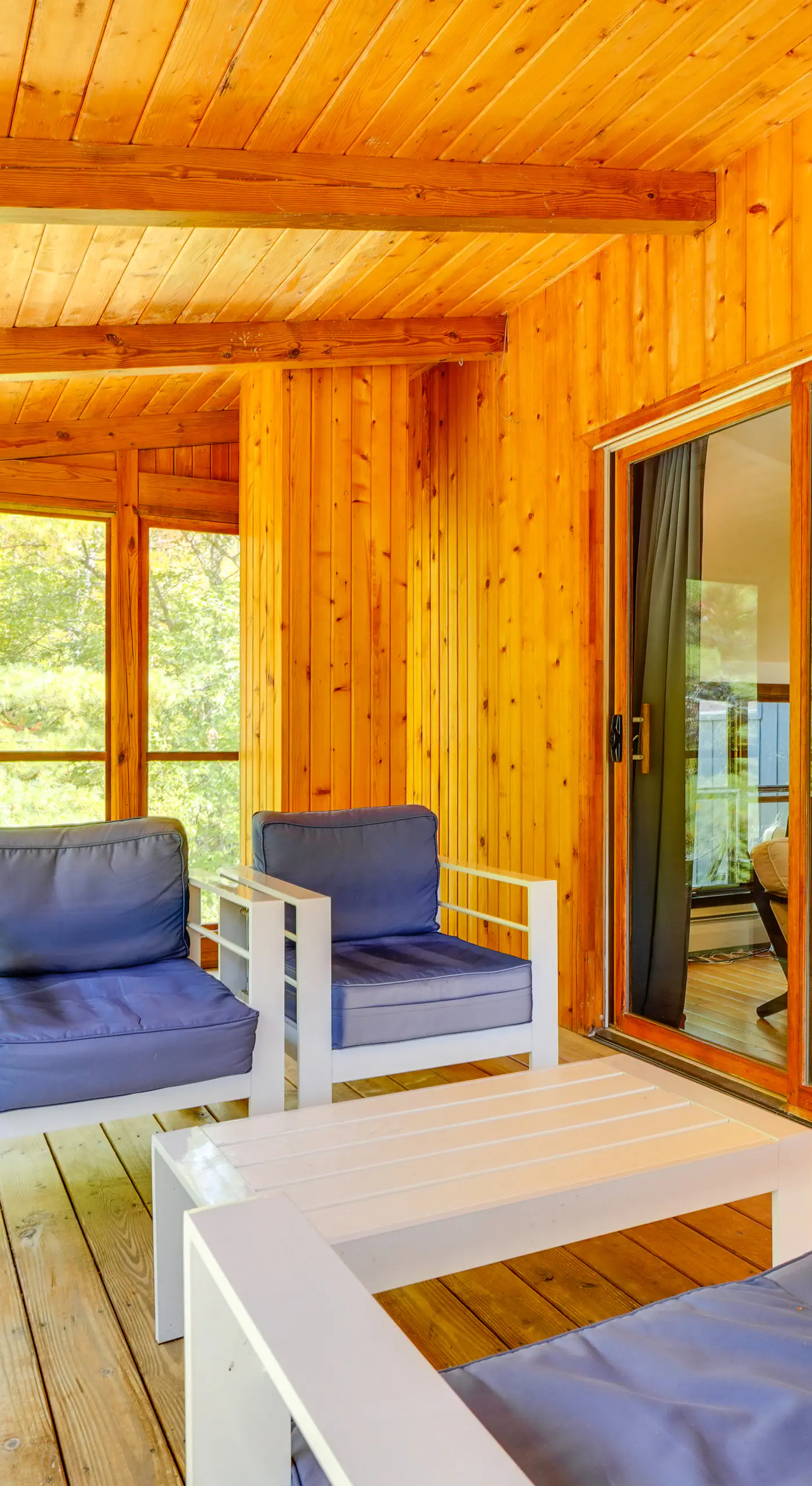 Luxe 5,000 Sq Ft Retreat: 5 Mi to Stratton Resort