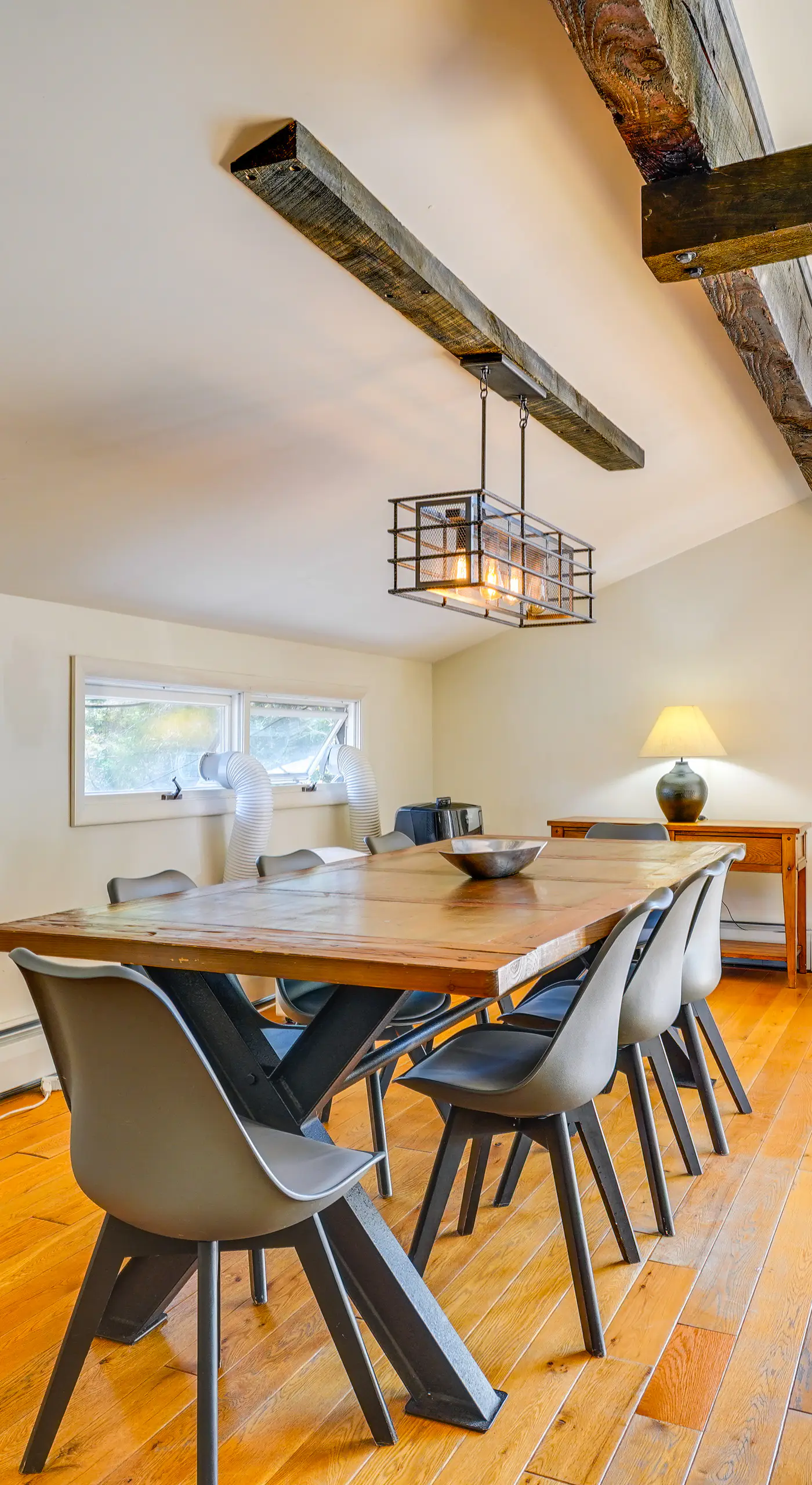 Luxe 5,000 Sq Ft Retreat: 5 Mi to Stratton Resort