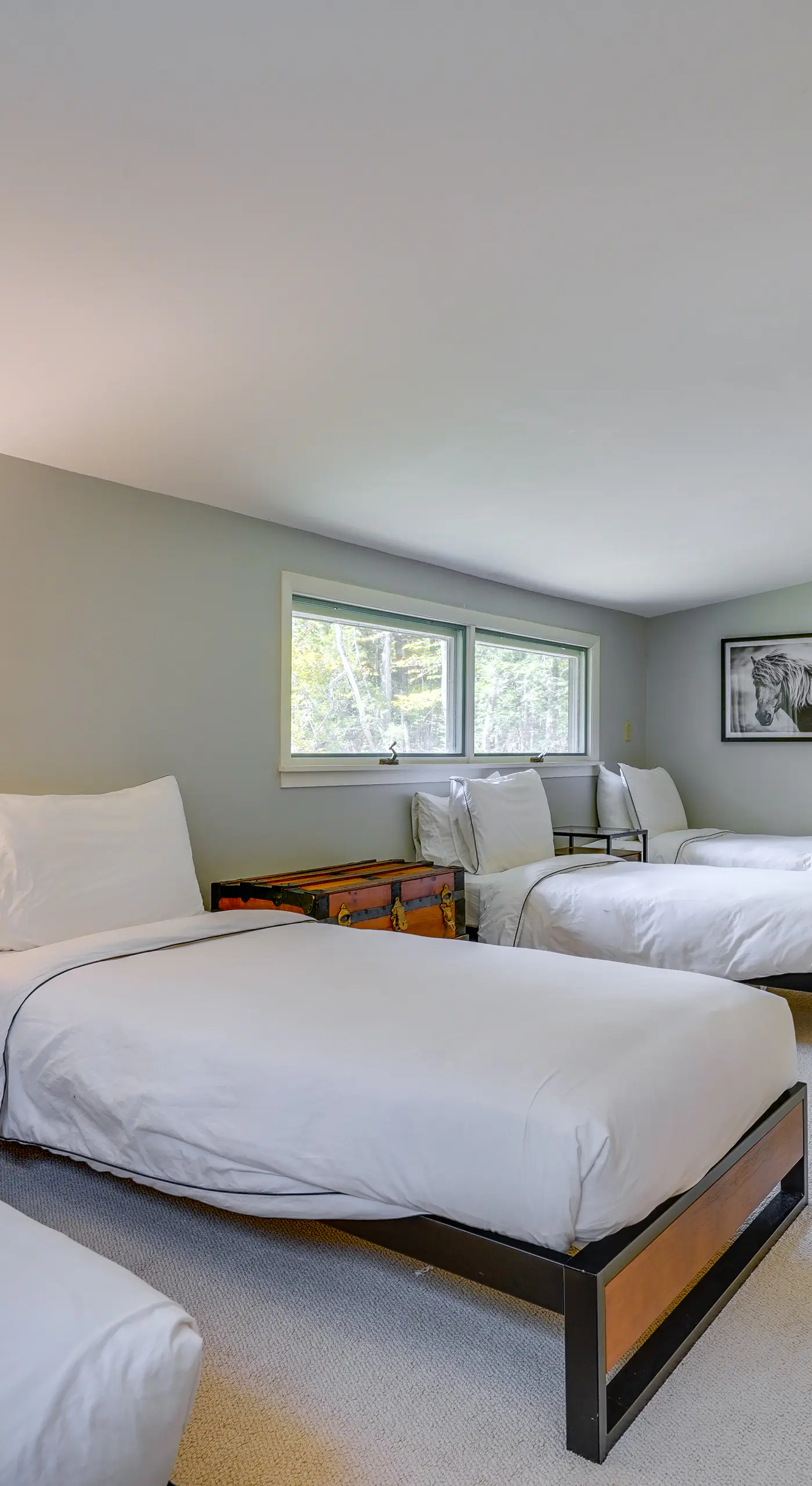 Luxe 5,000 Sq Ft Retreat: 5 Mi to Stratton Resort