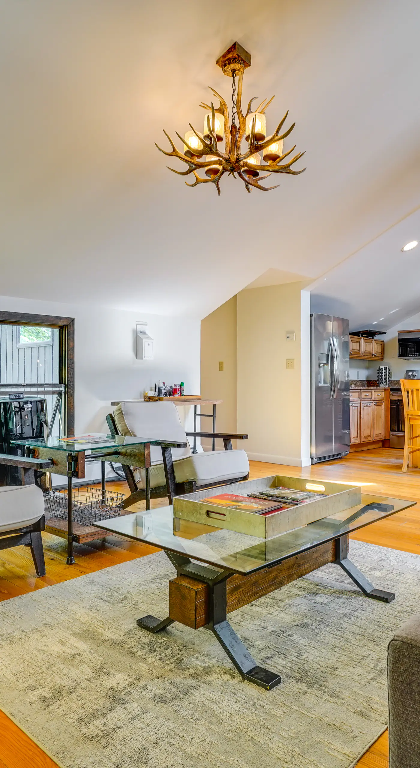 Luxe 5,000 Sq Ft Retreat: 5 Mi to Stratton Resort
